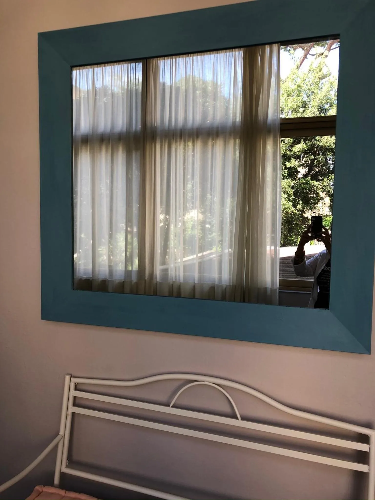 Seating area, Bed in Hotel Lukas Vegetarian & Vegan