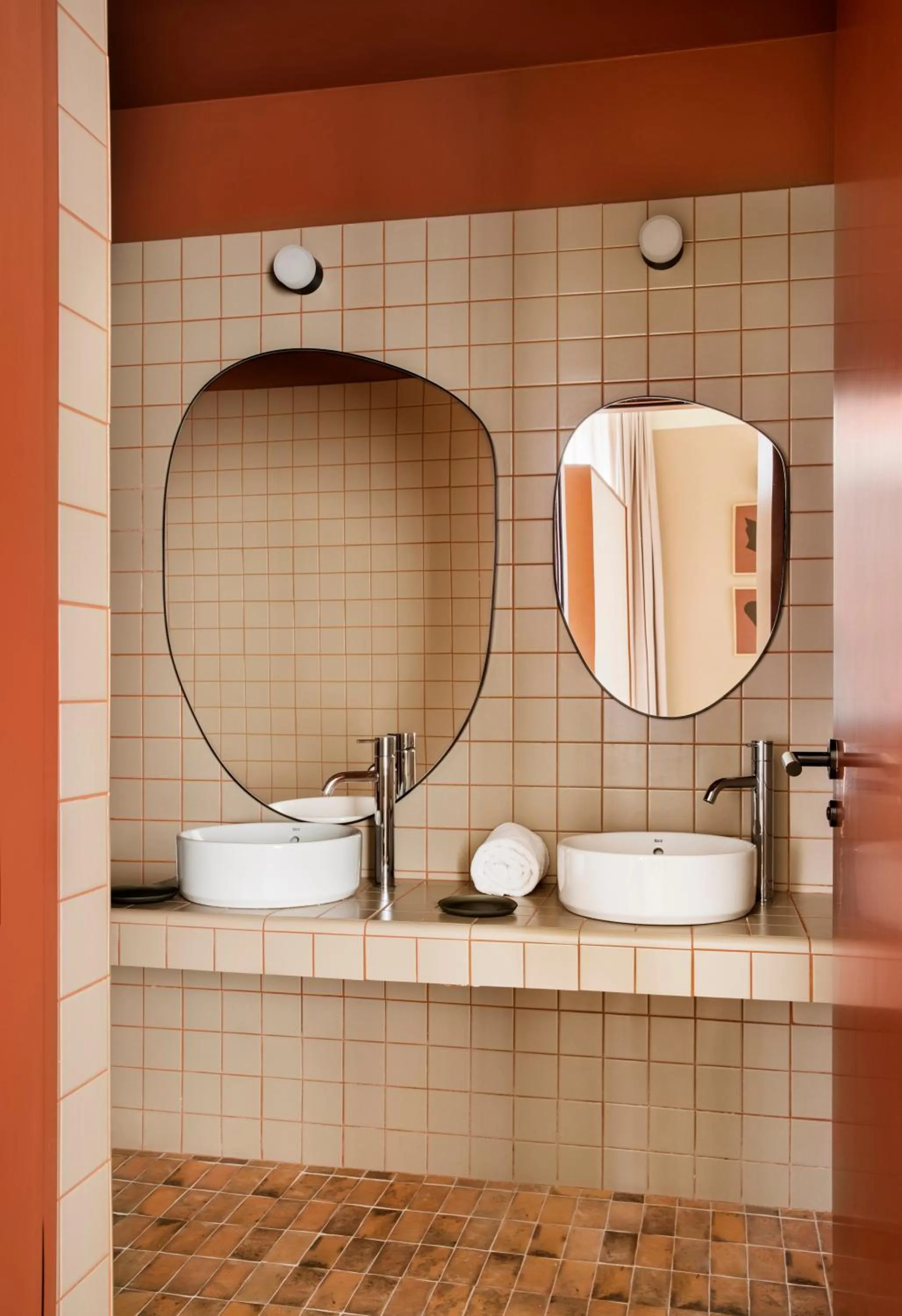 Toilet in CASA Y FONDA 1888