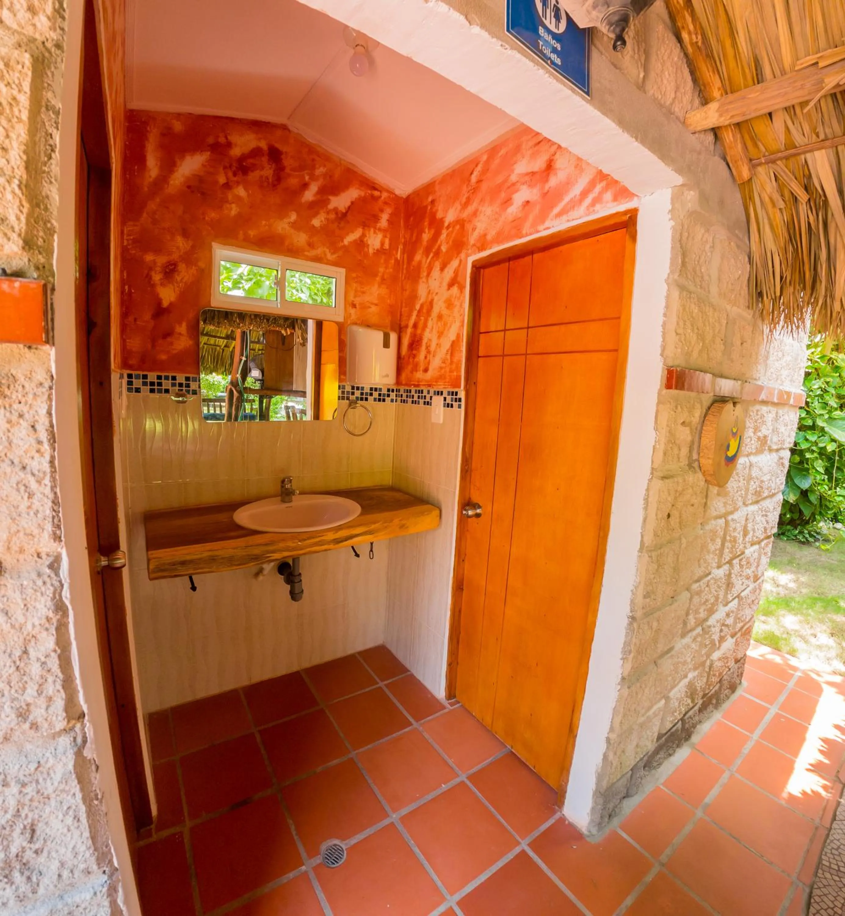 Public Bath in Portoazul Casa de Playa