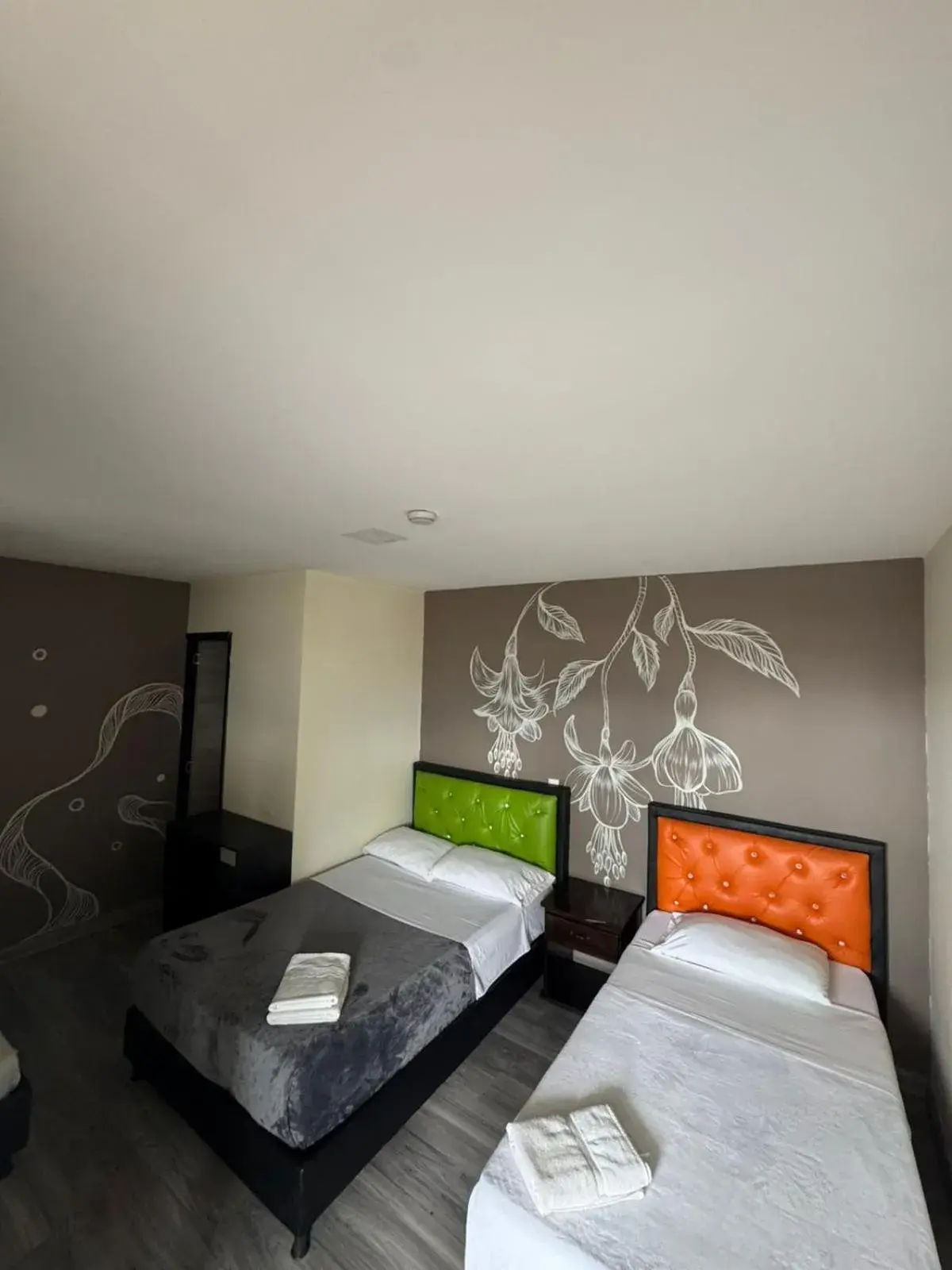Comfort Quadruple Room in Hotel Las Flores Comfort Quadruple Room in Hotel Las Flores