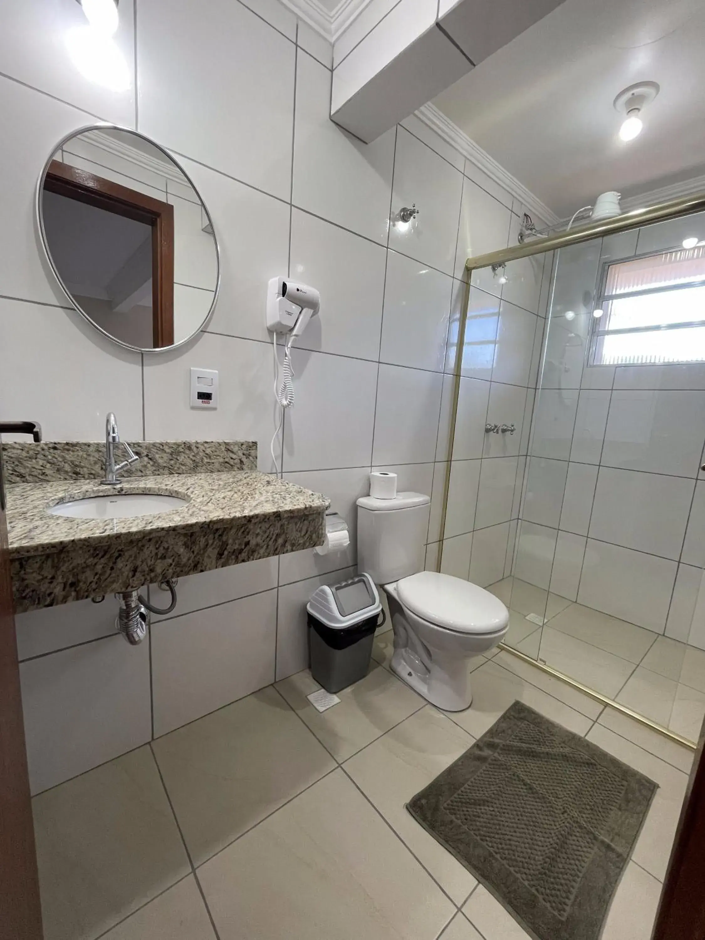 Single Room with Private Bathroom in Vila Betânia Single Room with Private Bathroom in Vila Betânia
