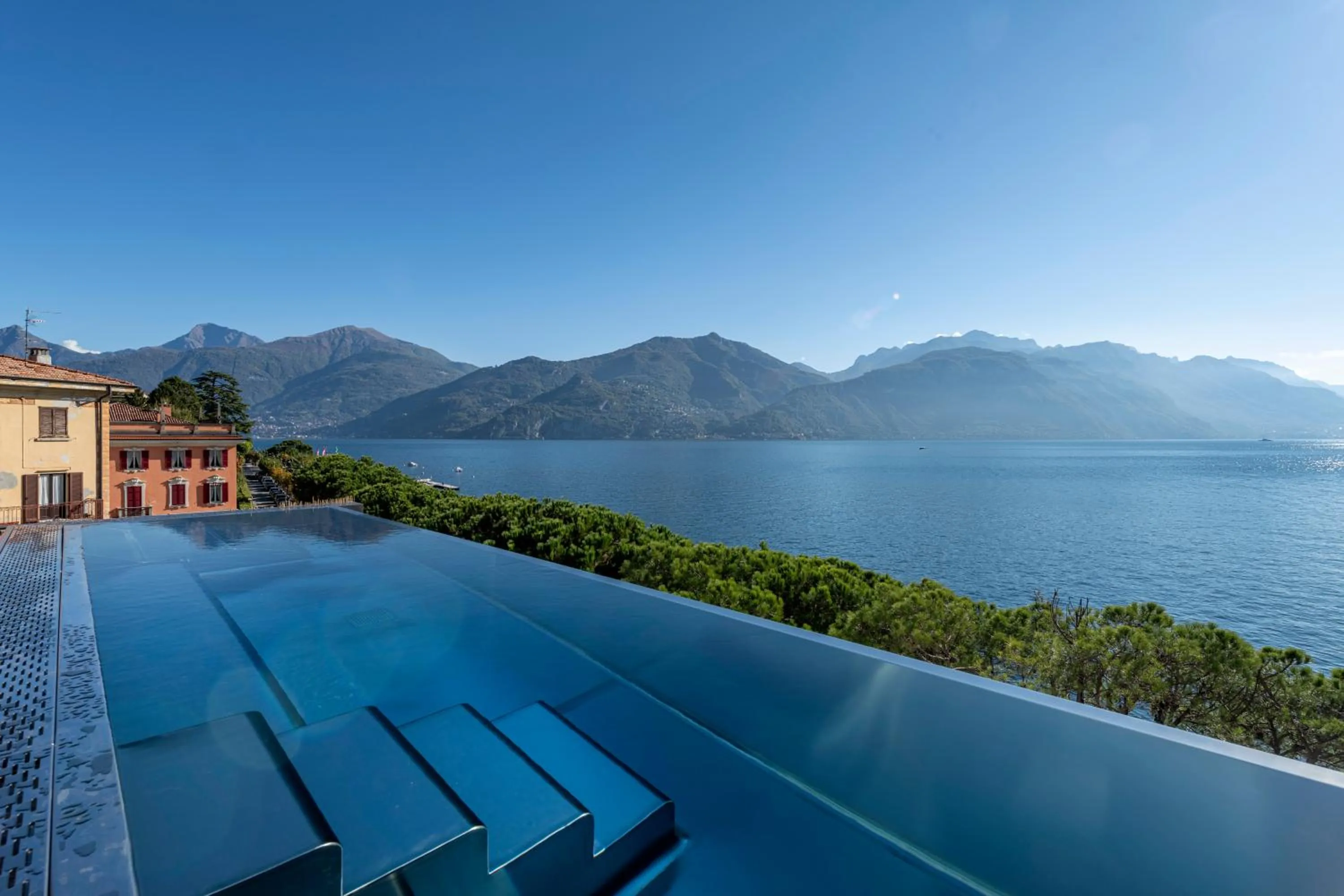 Pool view in Hotel Du Lac Menaggio