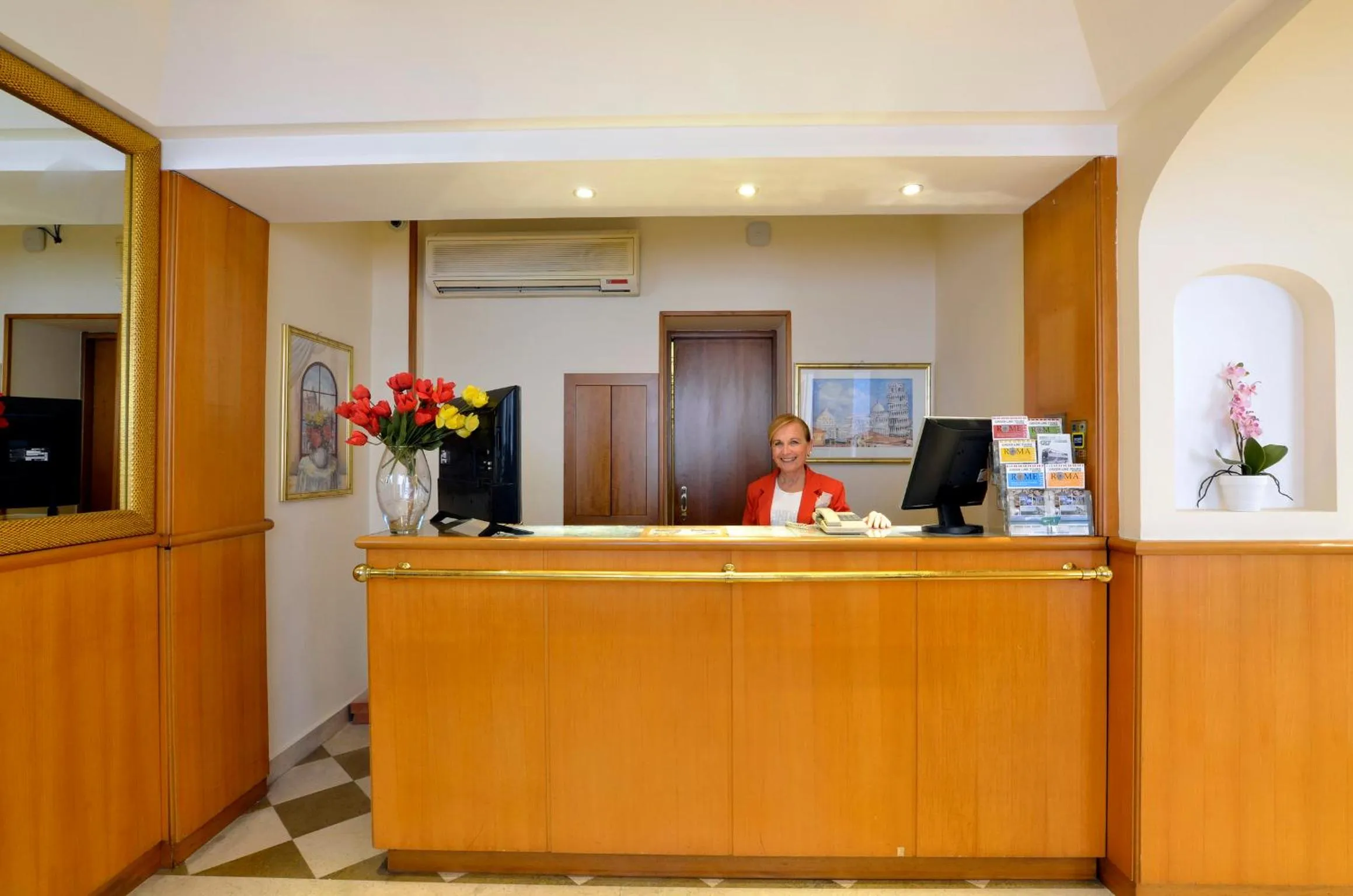 Staff in Hotel Tex