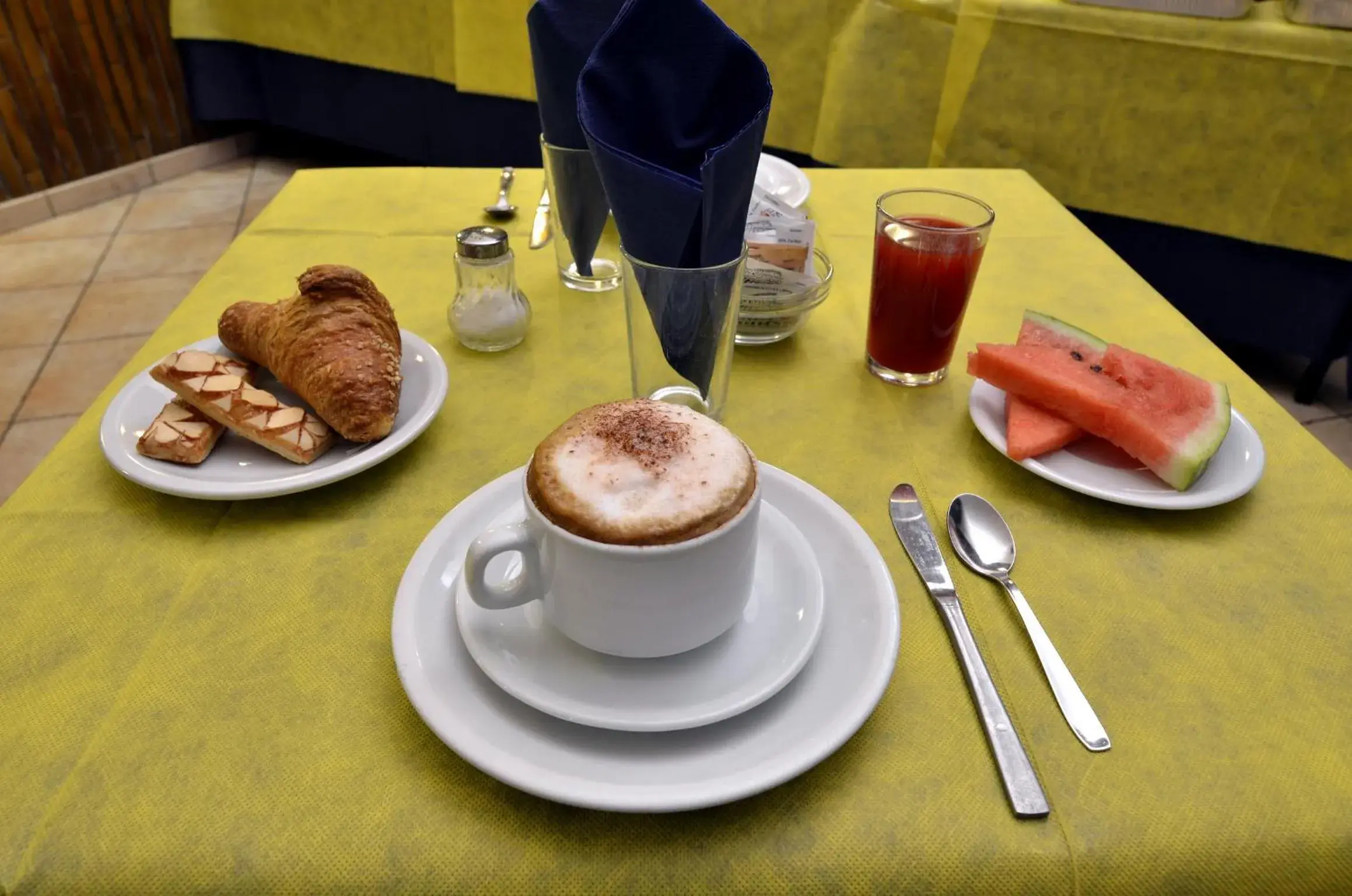 Breakfast in Hotel Tex Breakfast in Hotel Tex