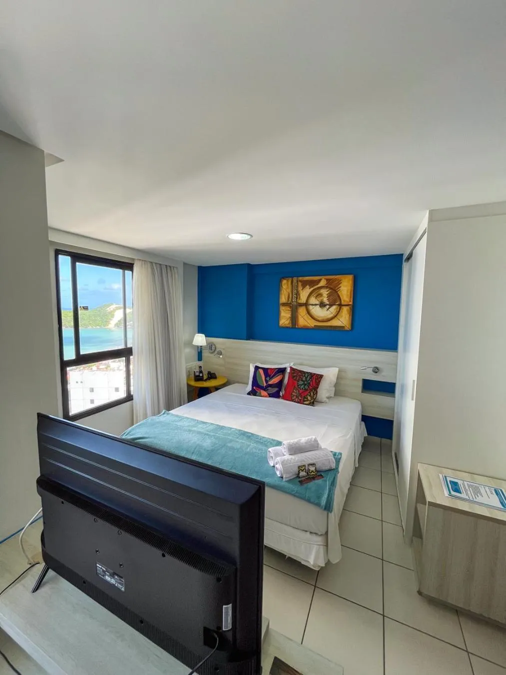 Photo of the whole room, Bed in Ponta Negra Flats Confort Accommodations Vista para o Mar