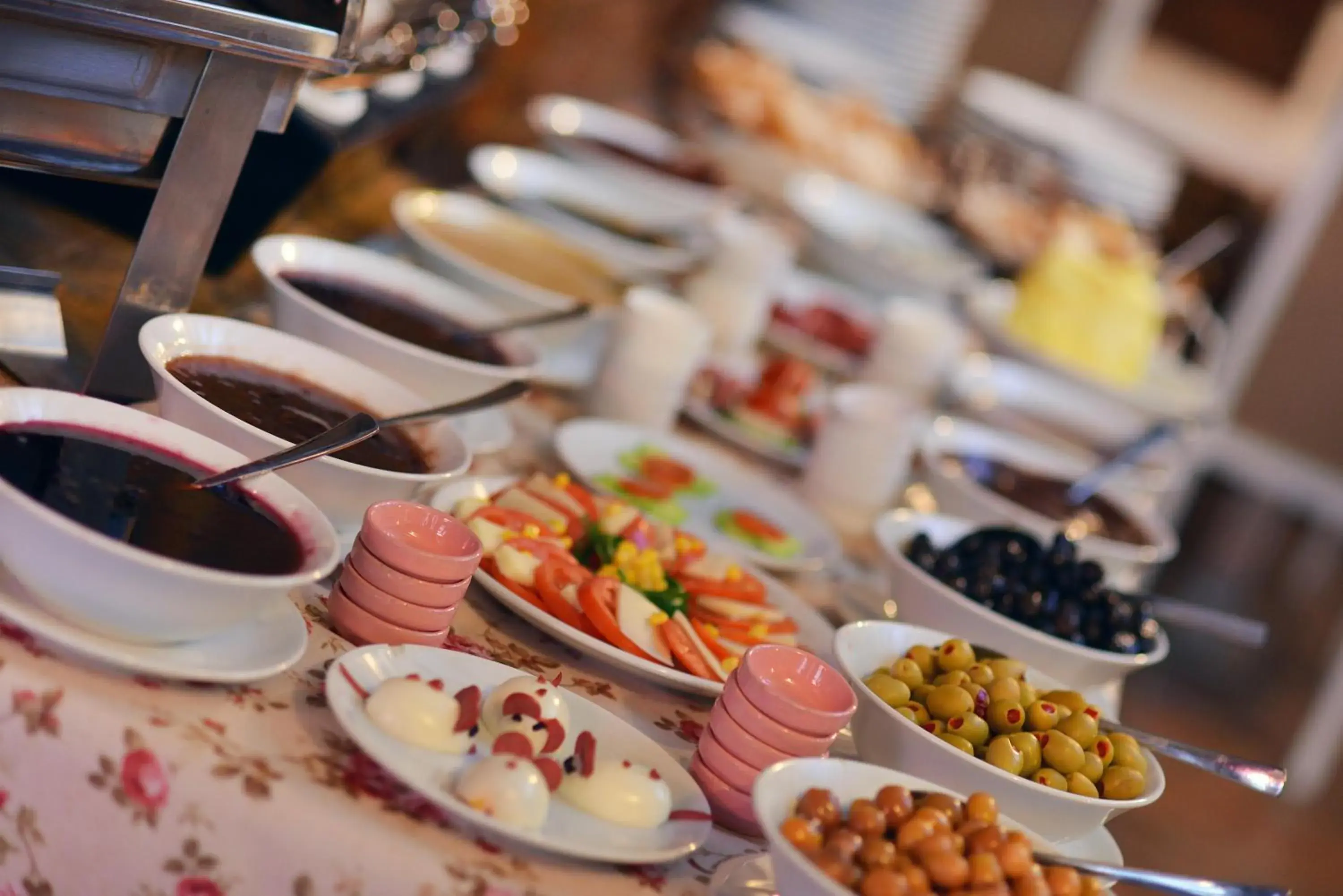 Buffet breakfast in Uluhan Hotel Buffet breakfast in Uluhan Hotel
