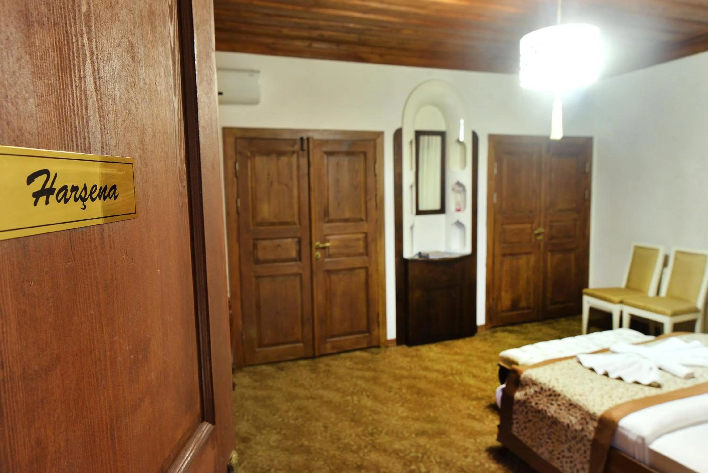 Photo of the whole room in Uluhan Hotel