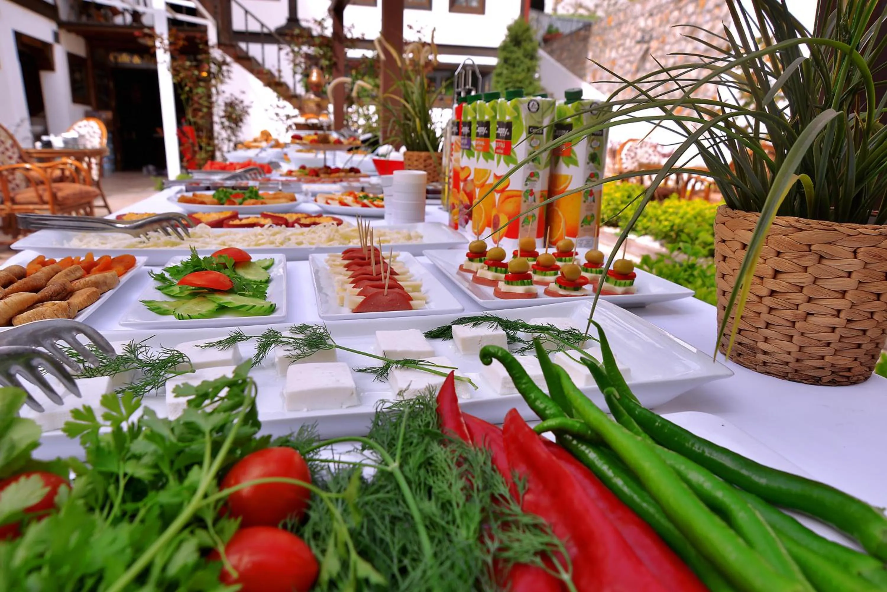 Buffet breakfast in Uluhan Hotel
