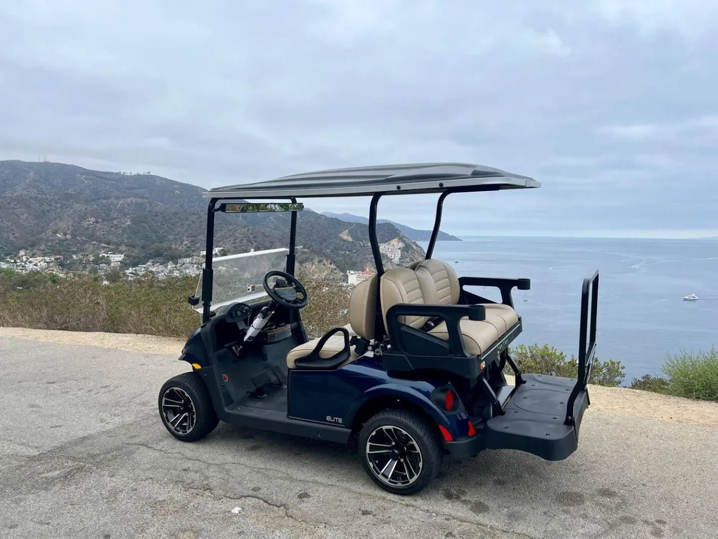 Catalina 3 bedrooms with Hot Tub & Golf Cart