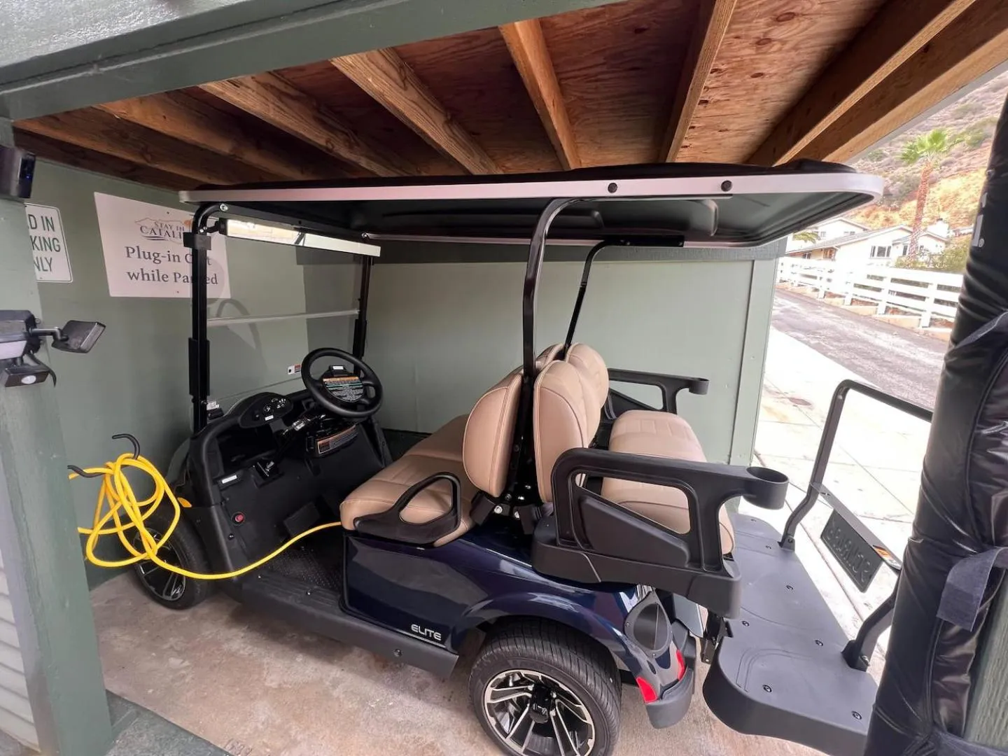 Catalina 3 bedrooms with Hot Tub & Golf Cart