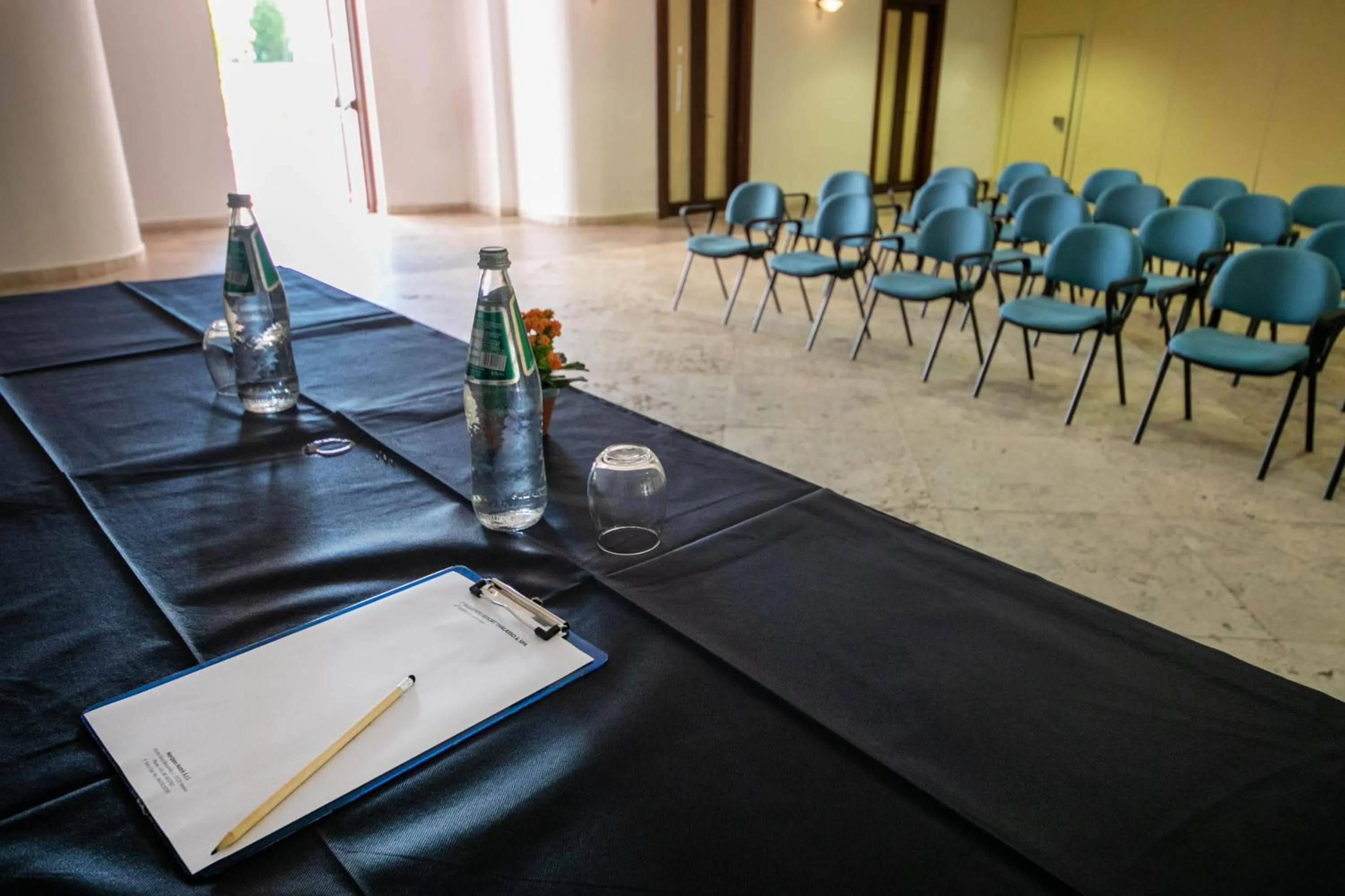 Business facilities in Phi Hotel Sighientu