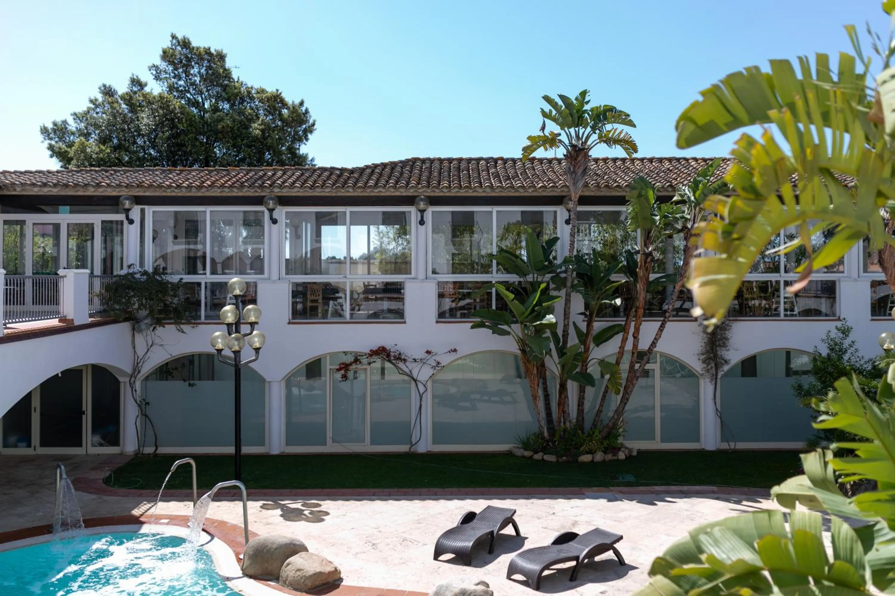 Property building in Phi Hotel Sighientu