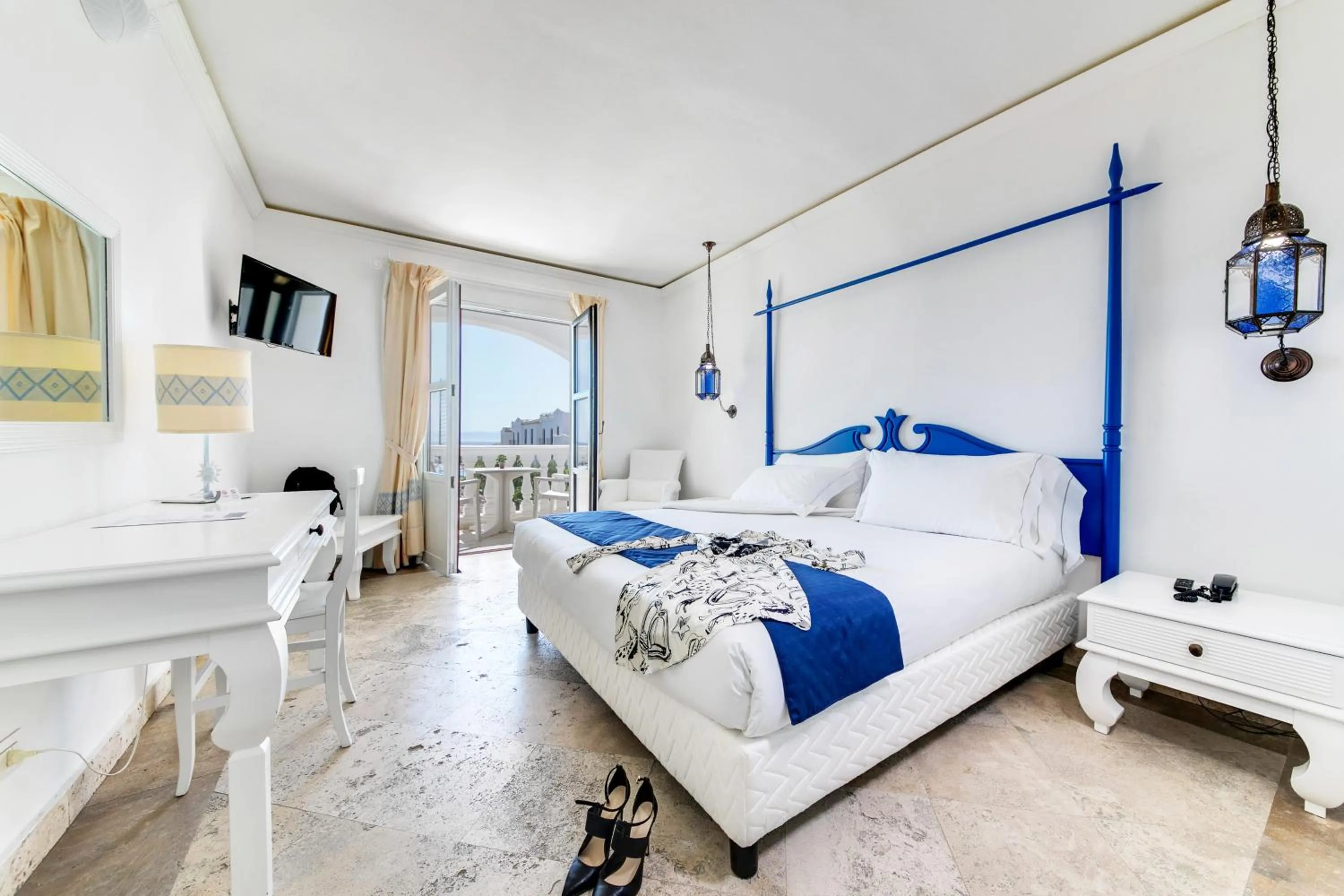 Bed in Phi Hotel Sighientu