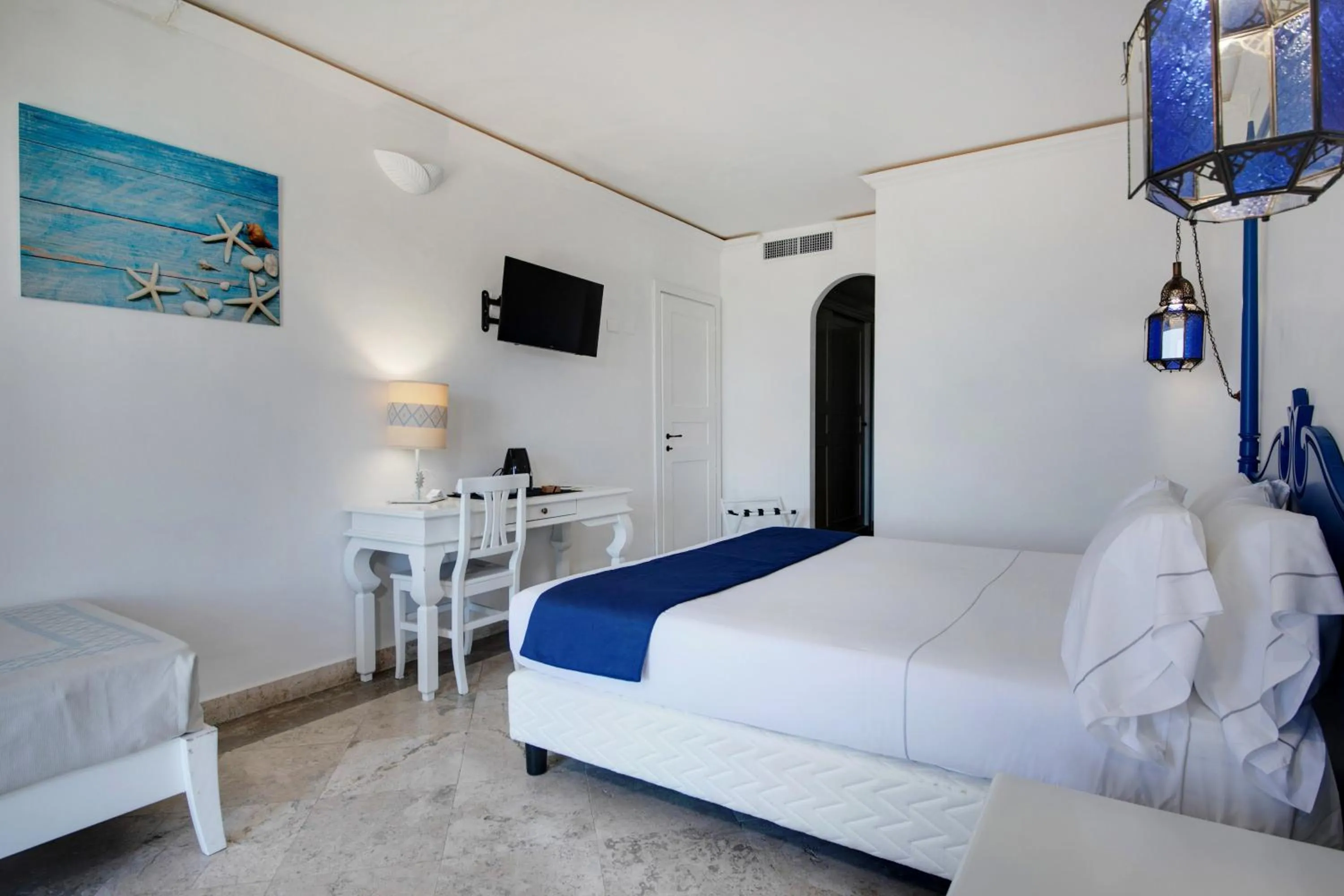 Bed in Phi Hotel Sighientu