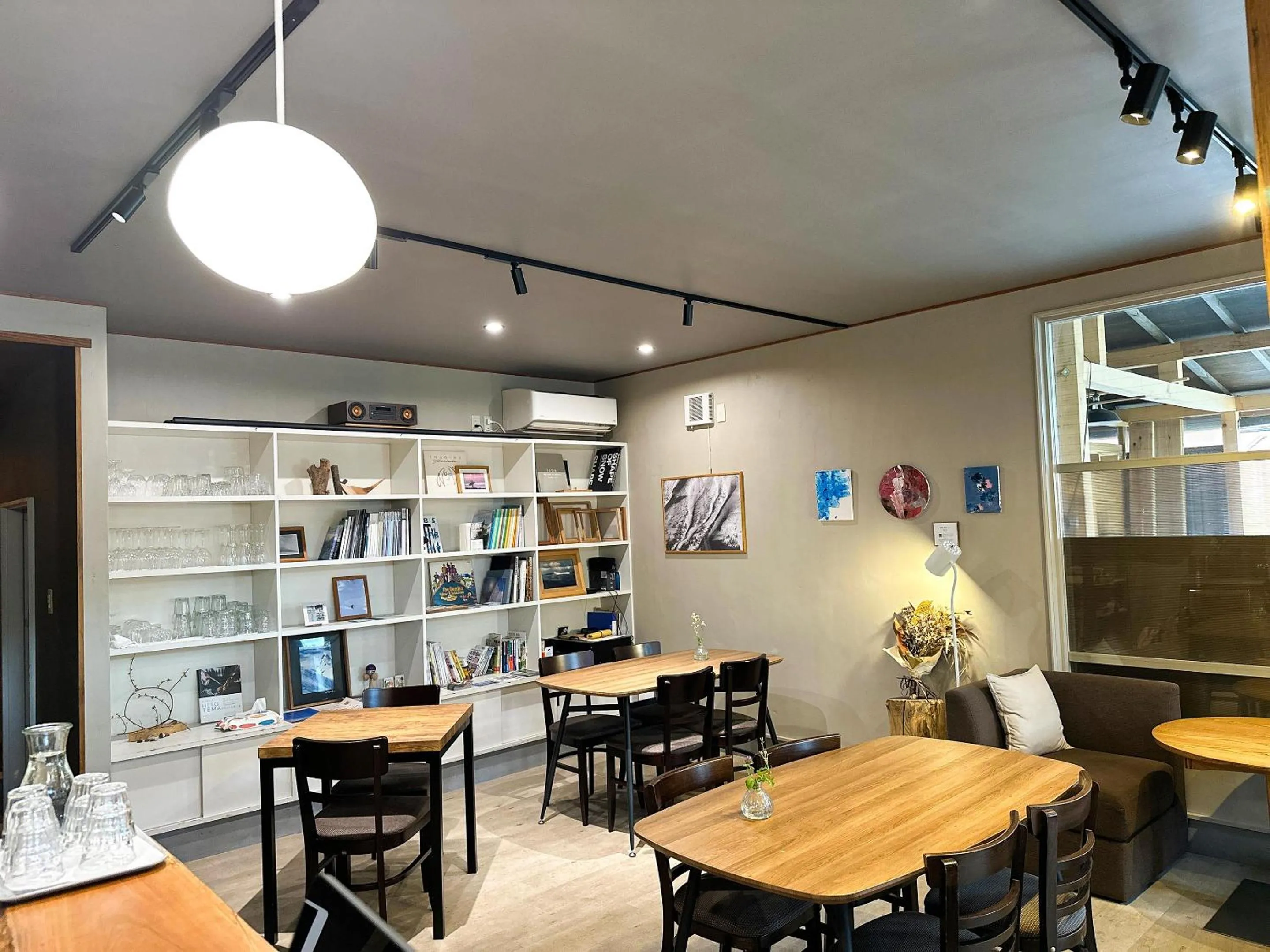 Lounge or bar in RONENAI BASE