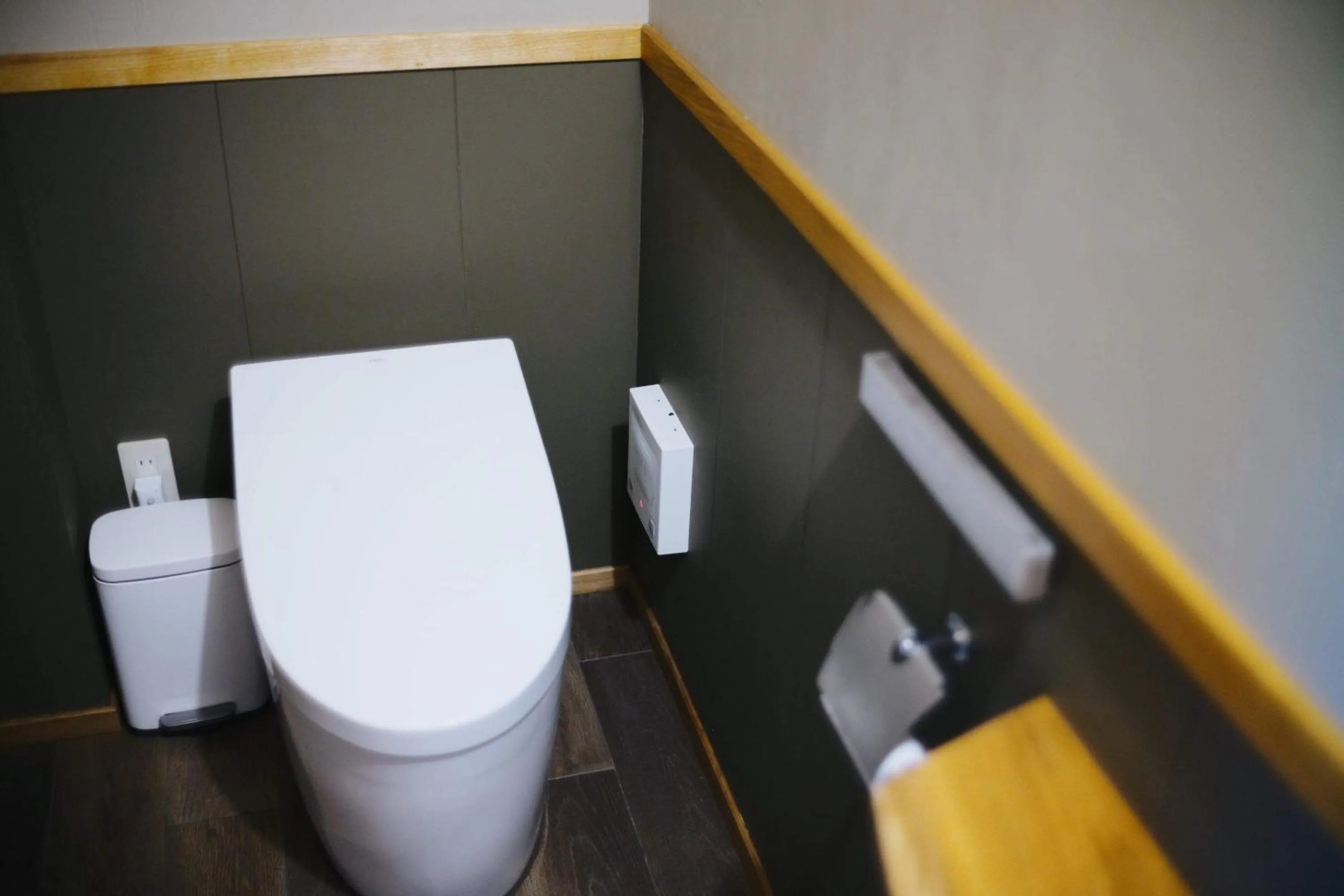 Toilet in RONENAI BASE