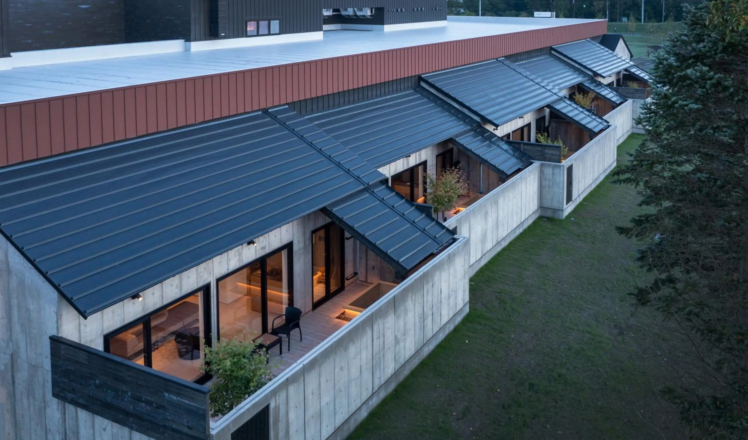 Property building in Tokachigawa Moor Onsen Seijyakubow
