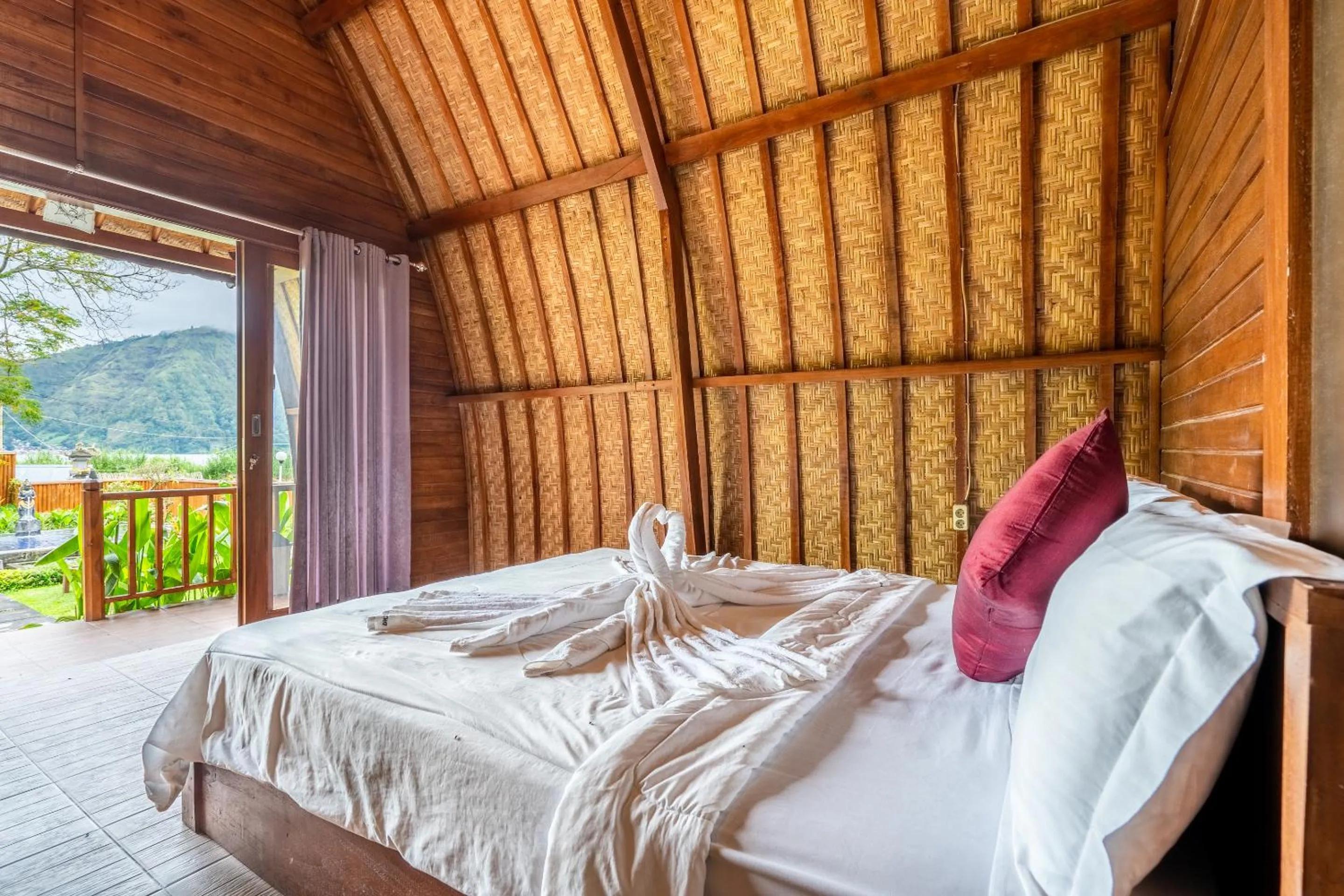 Bed in KINTAMANI Paradise Villa
