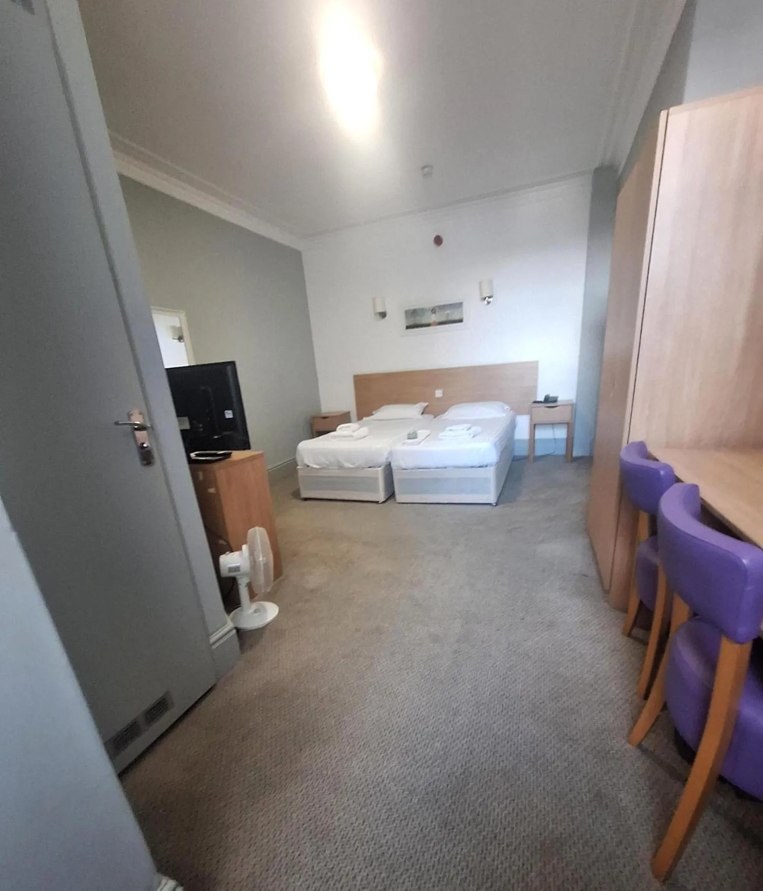 Bed in The Burlington Hotel