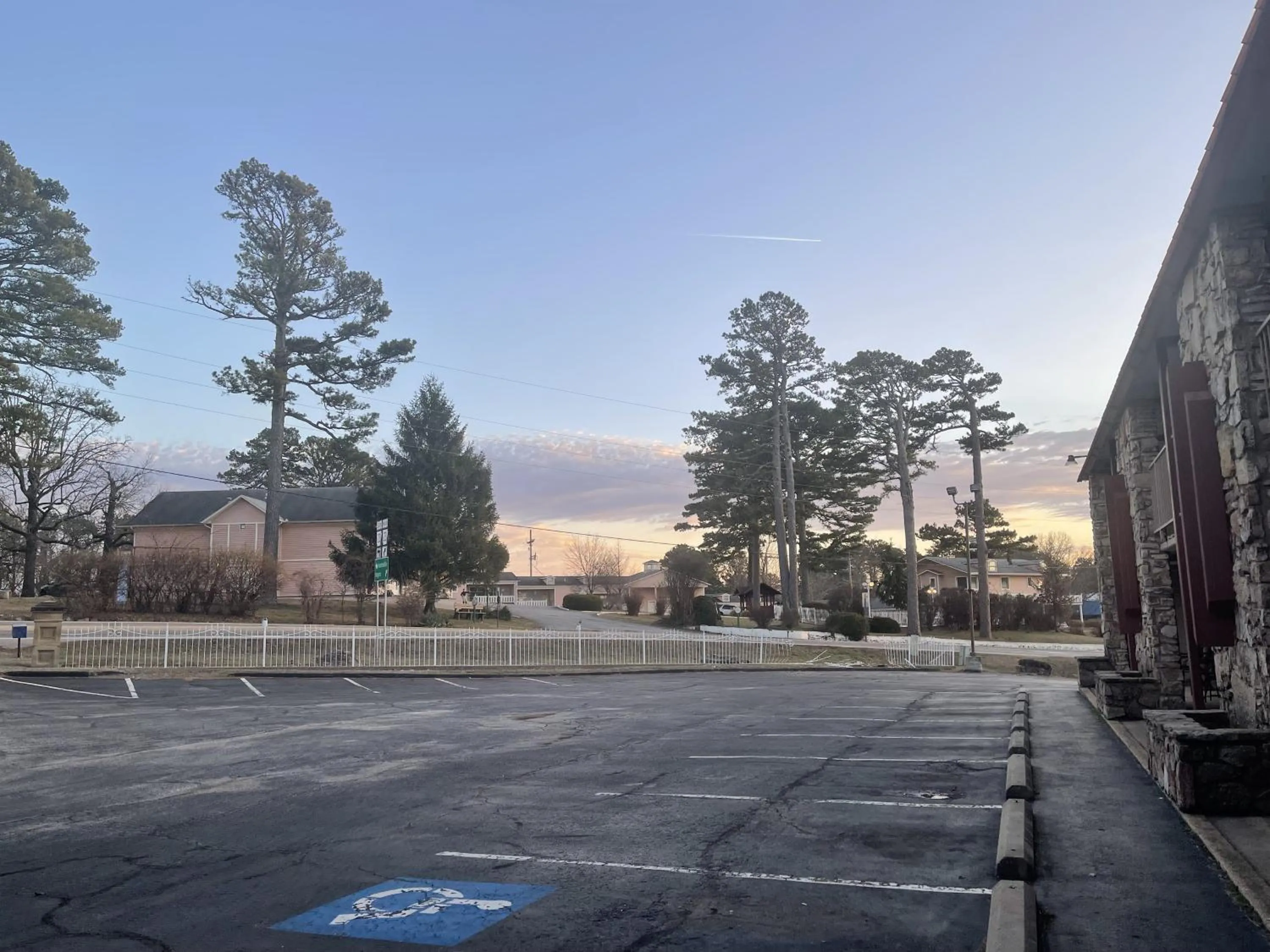 Property building in Eureka Springs Heritage Motel
