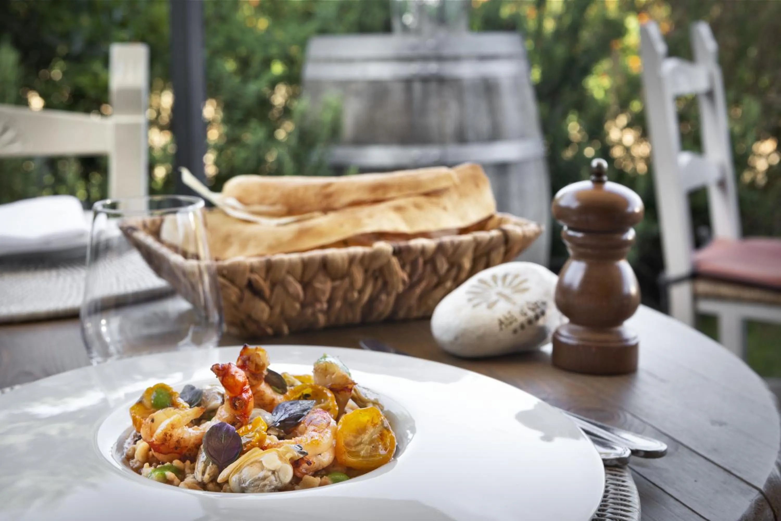 Restaurant/places to eat in Hotel Abi d'Oru