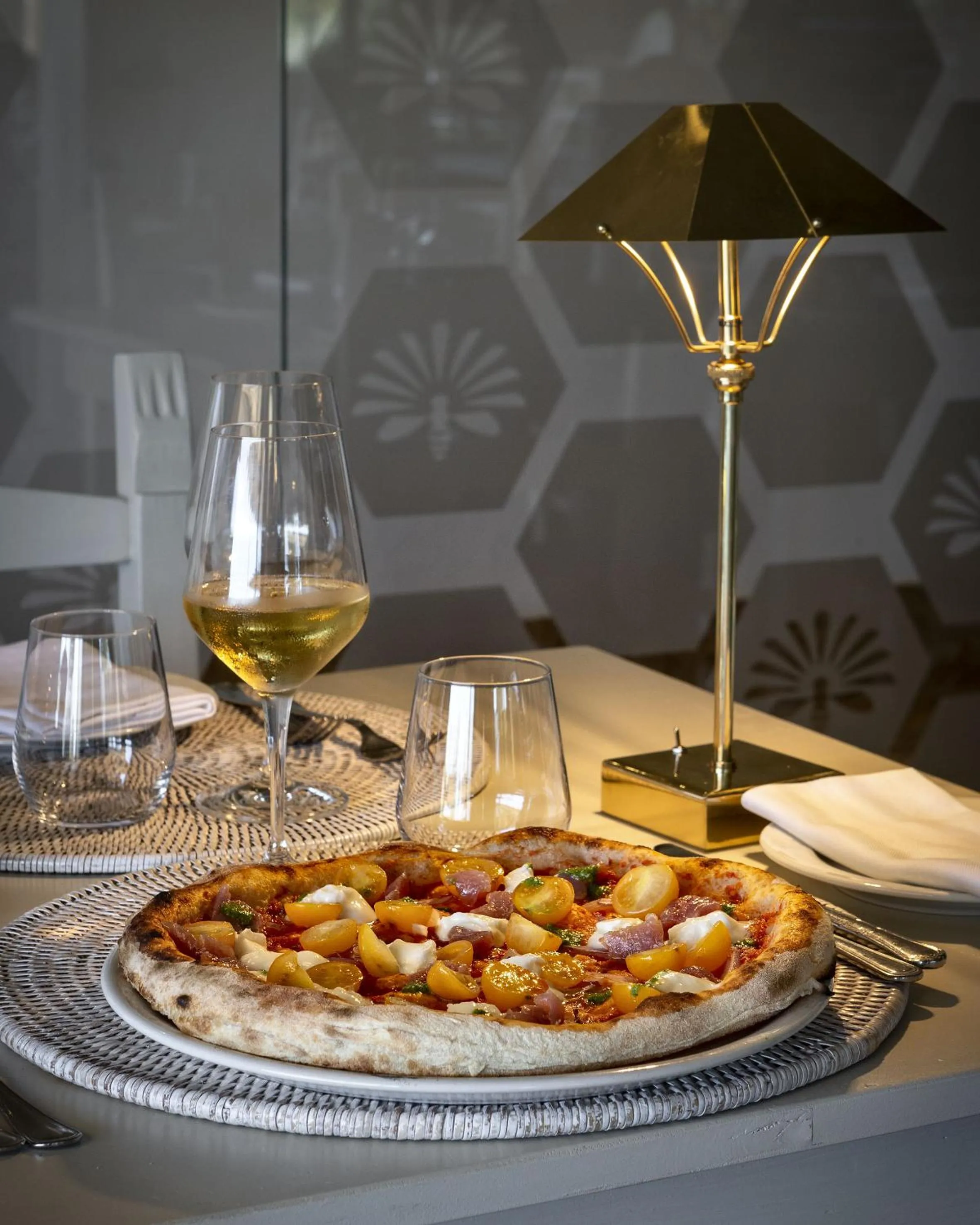 Restaurant/places to eat in Hotel Abi d'Oru