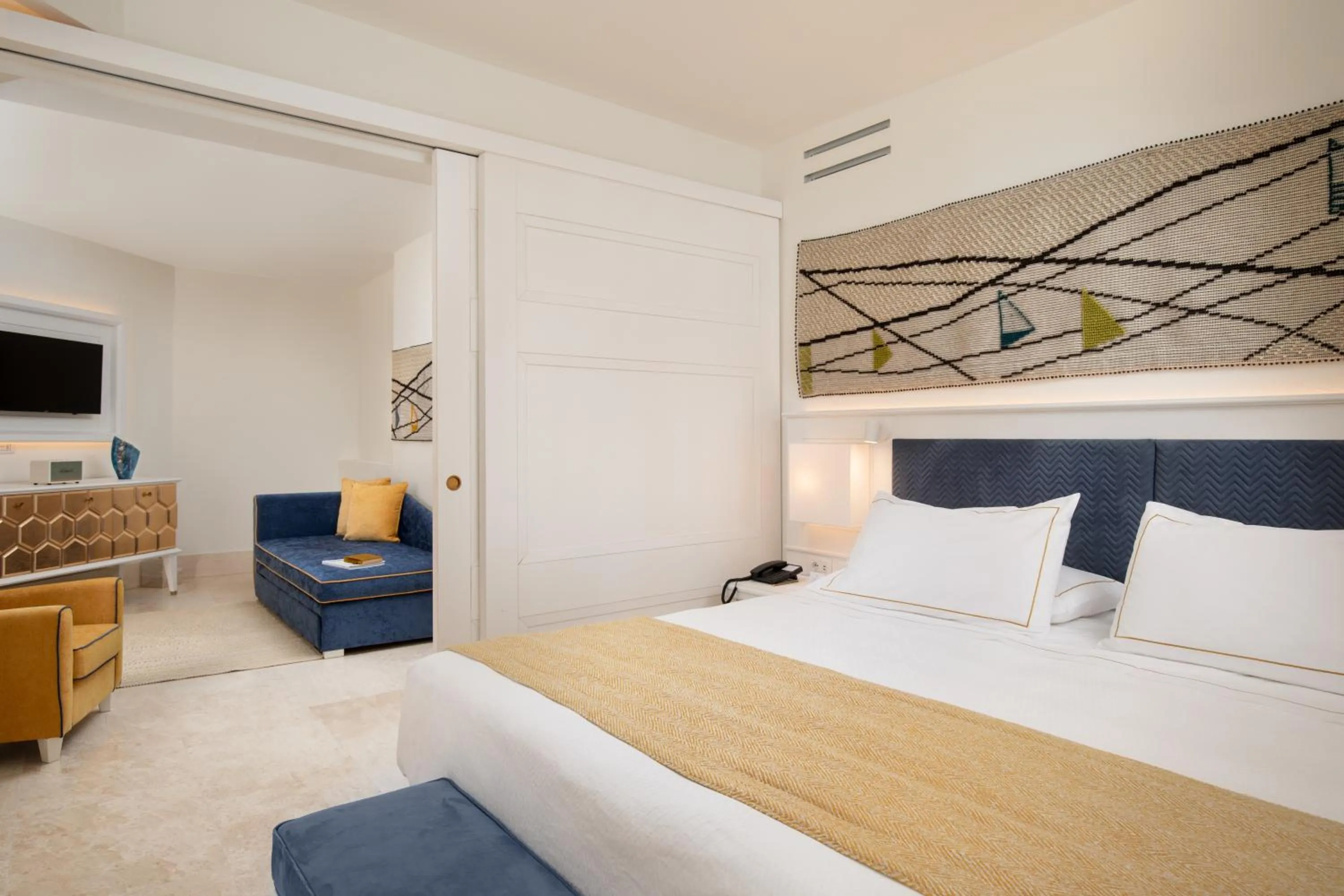 Bedroom, Bed in Hotel Abi d'Oru