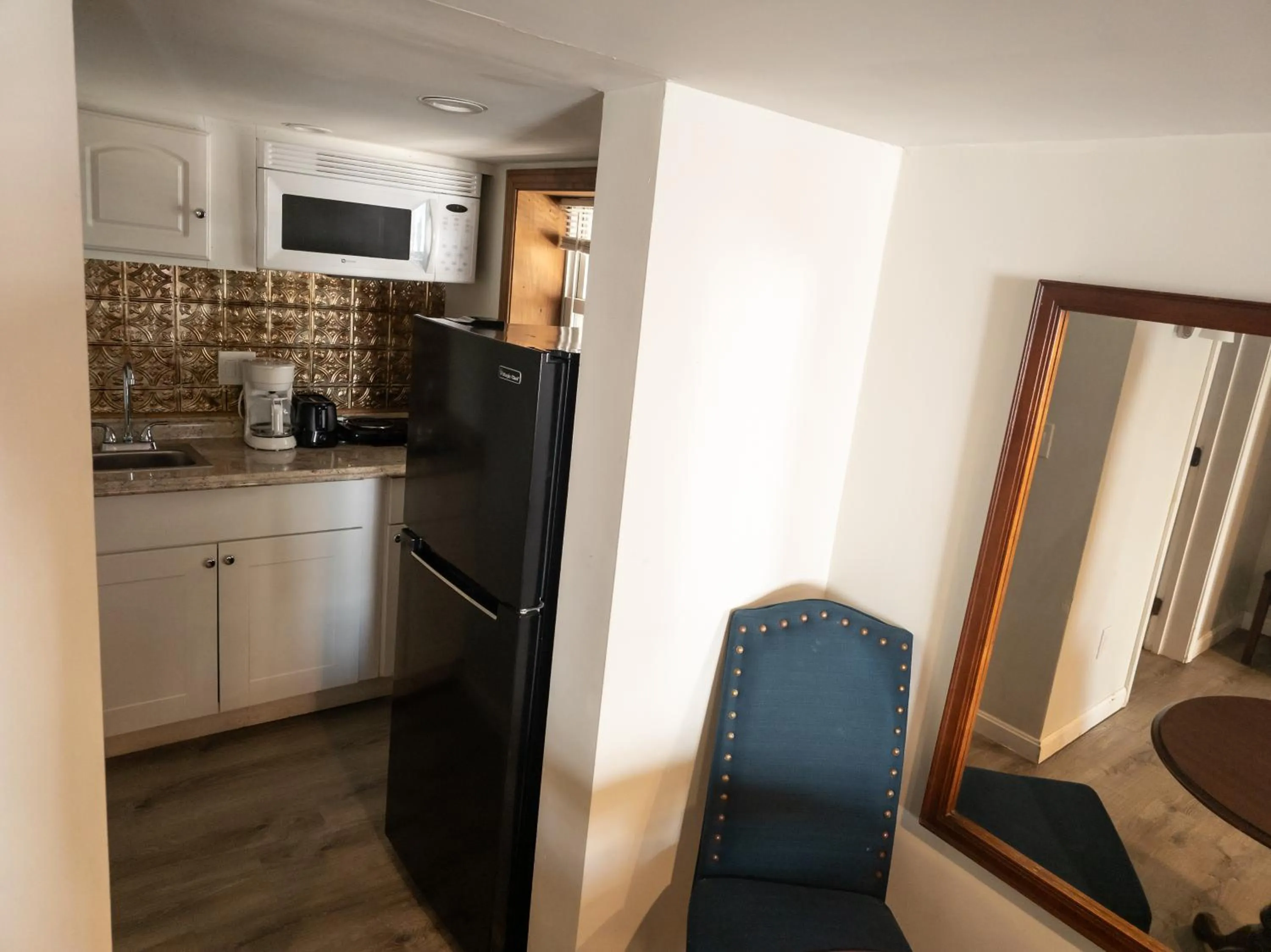 Kitchen or kitchenette in Ships Inn