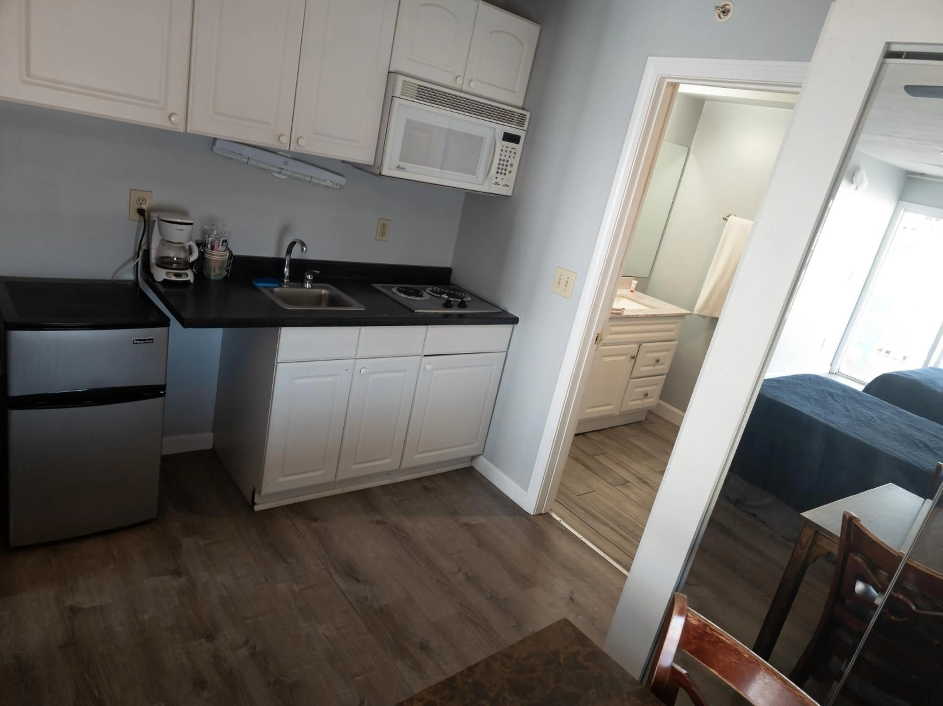 Kitchen or kitchenette in Ships Inn