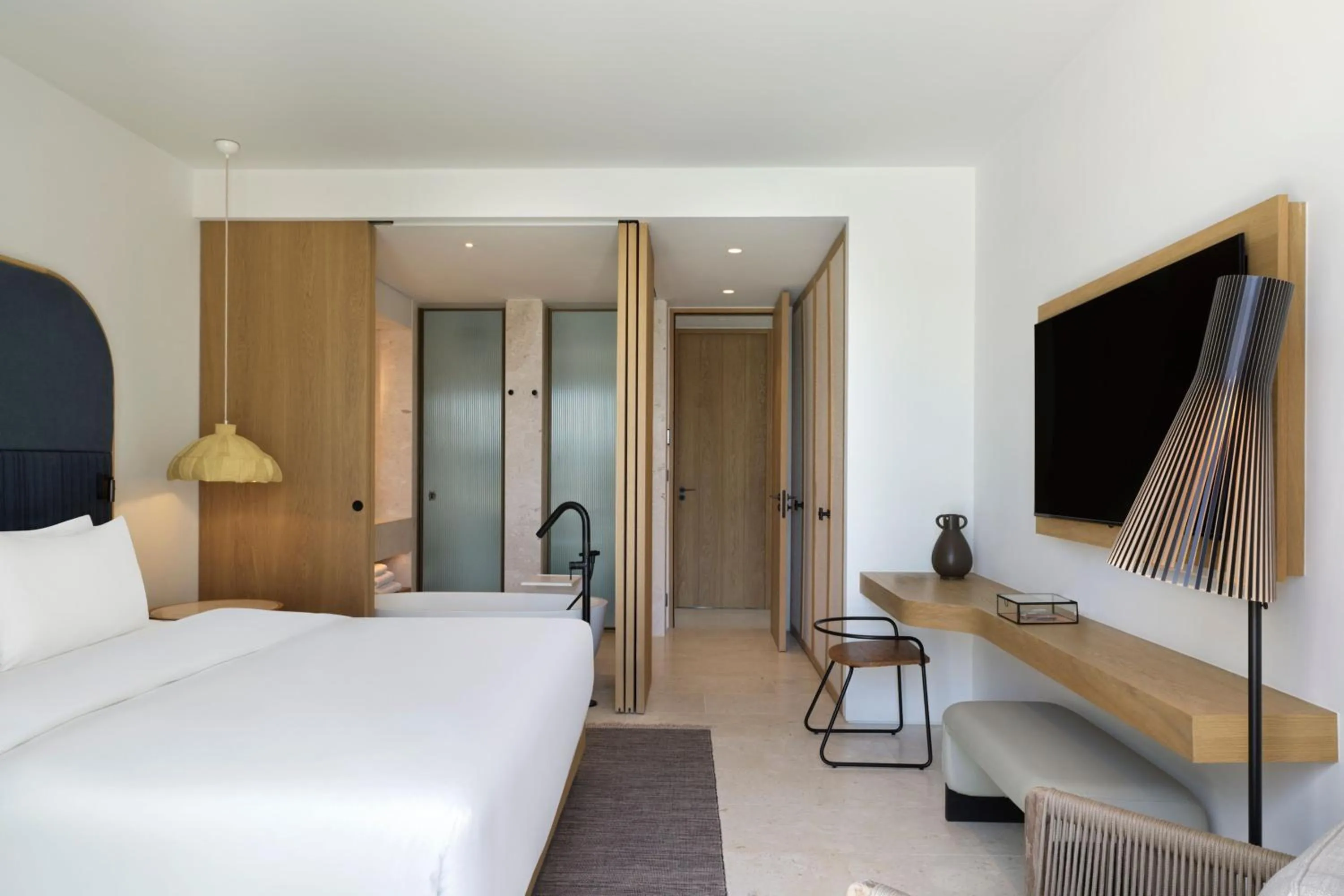 Beach, Bed in W Costa Navarino