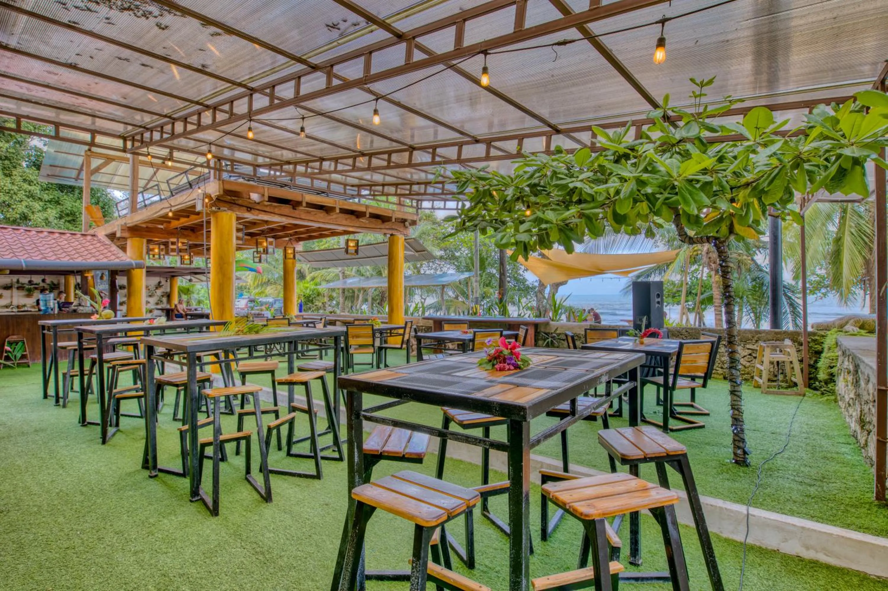 Restaurant/places to eat in Atlantida Lodge Cahuita