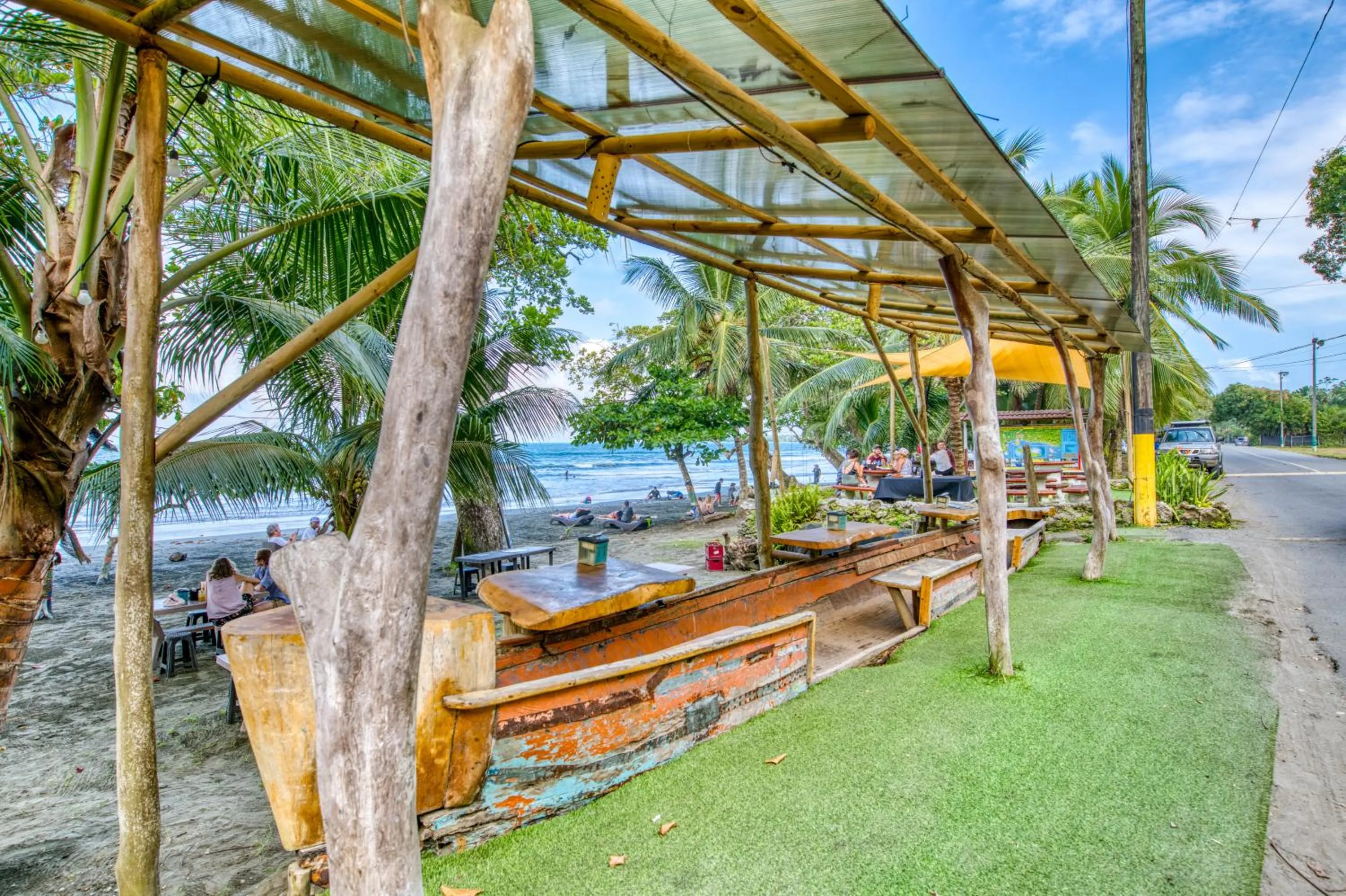 Restaurant/places to eat in Atlantida Lodge Cahuita