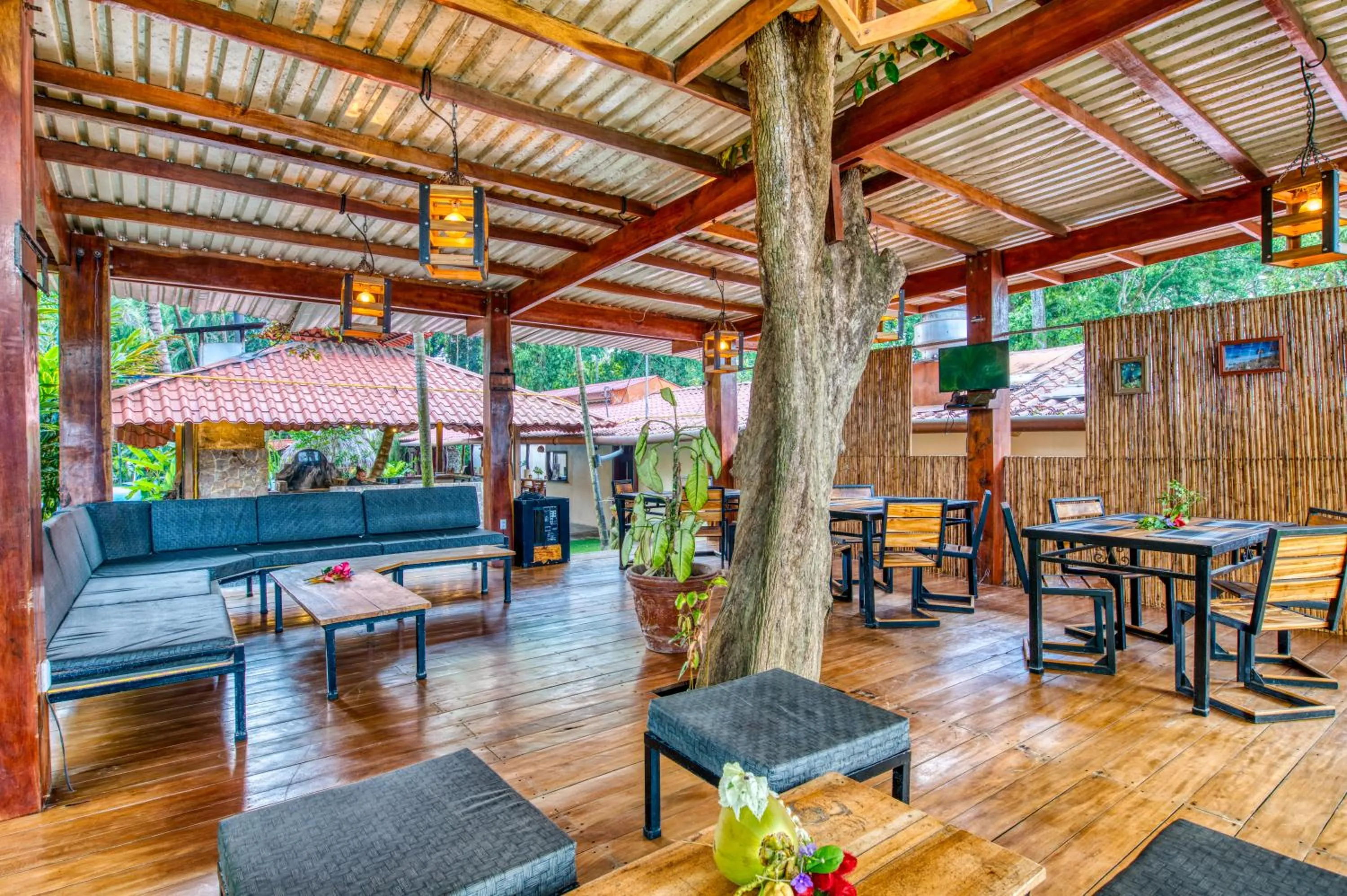 Restaurant/places to eat in Atlantida Lodge Cahuita