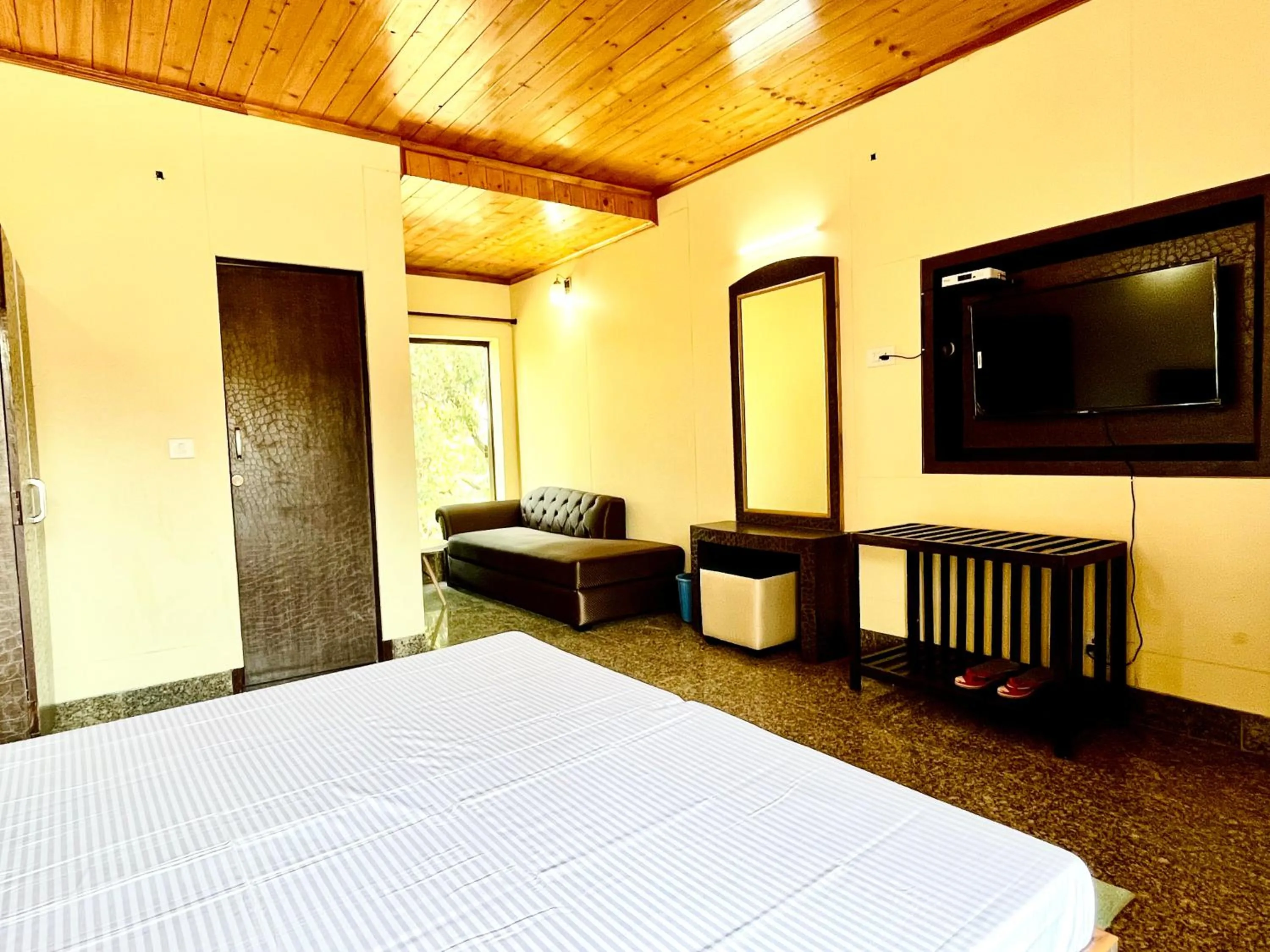 Bedroom, Bed in NEELGAGAN RESORT