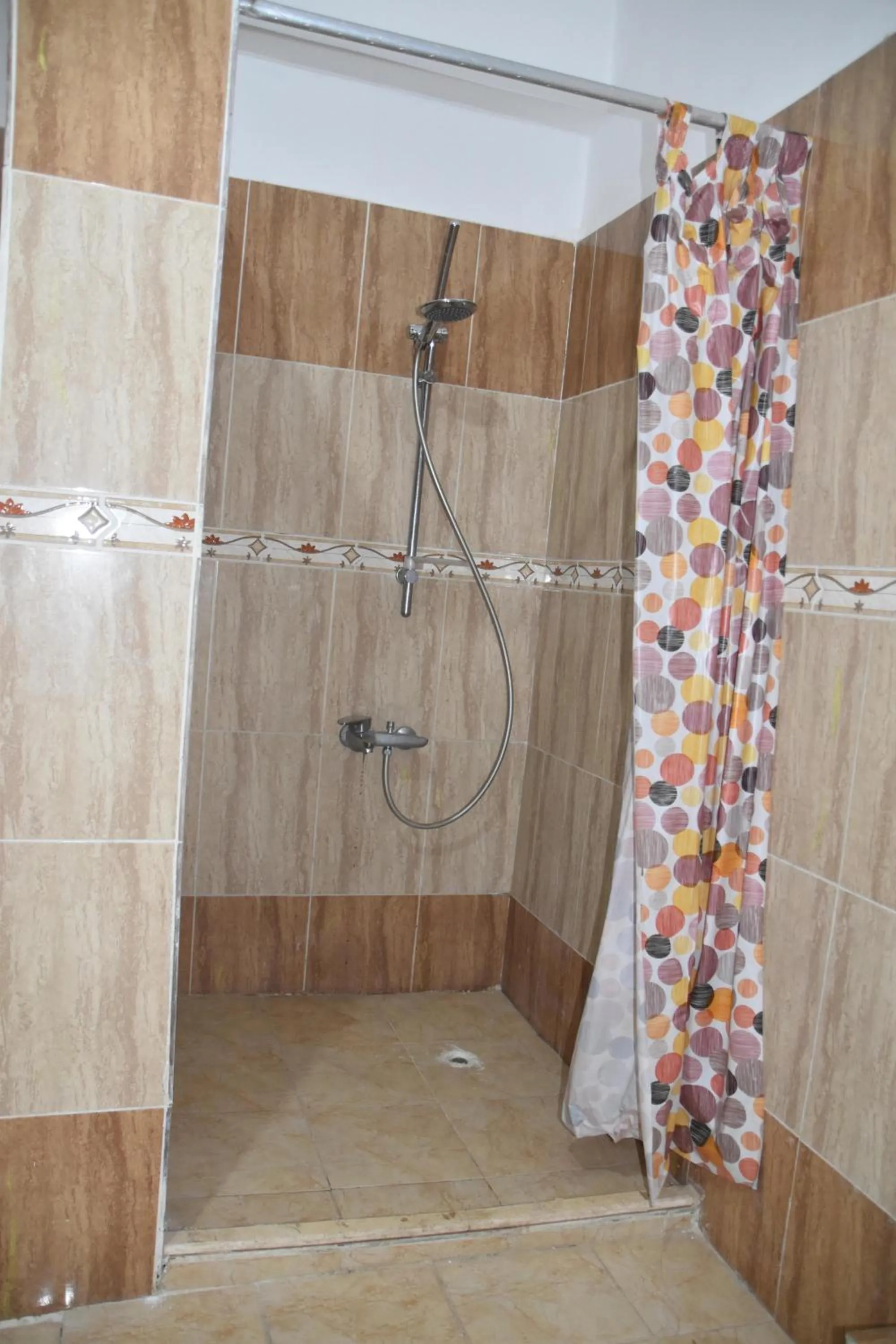 Shower in Orient star hotel luxor