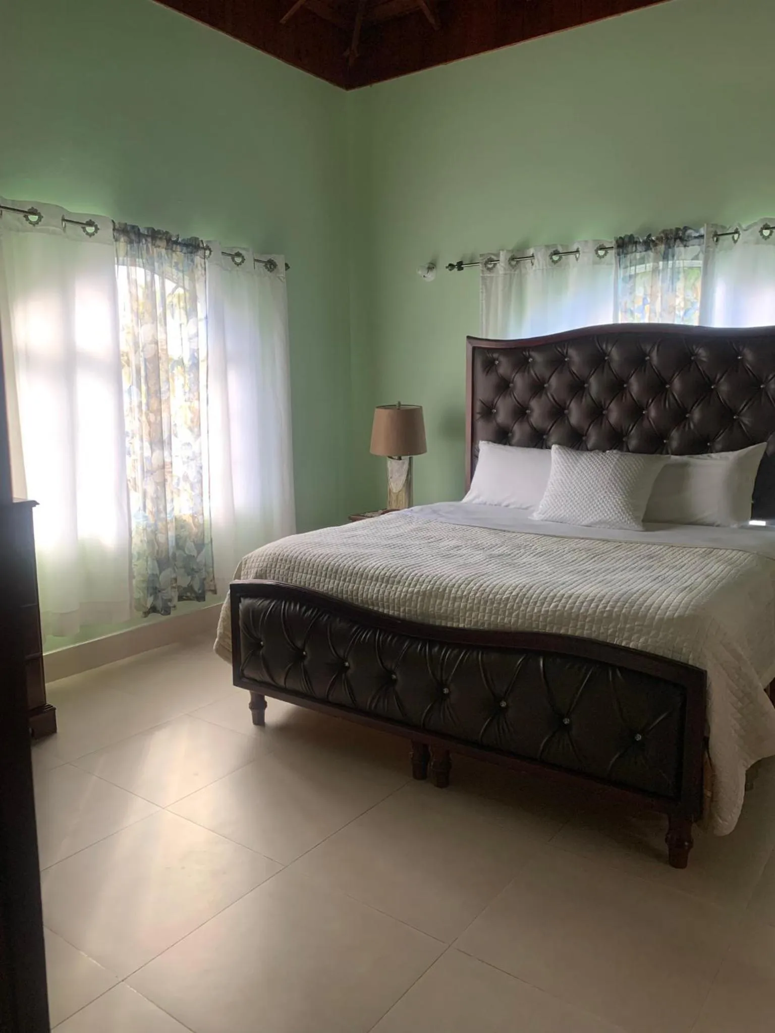 Bed in White House by White River