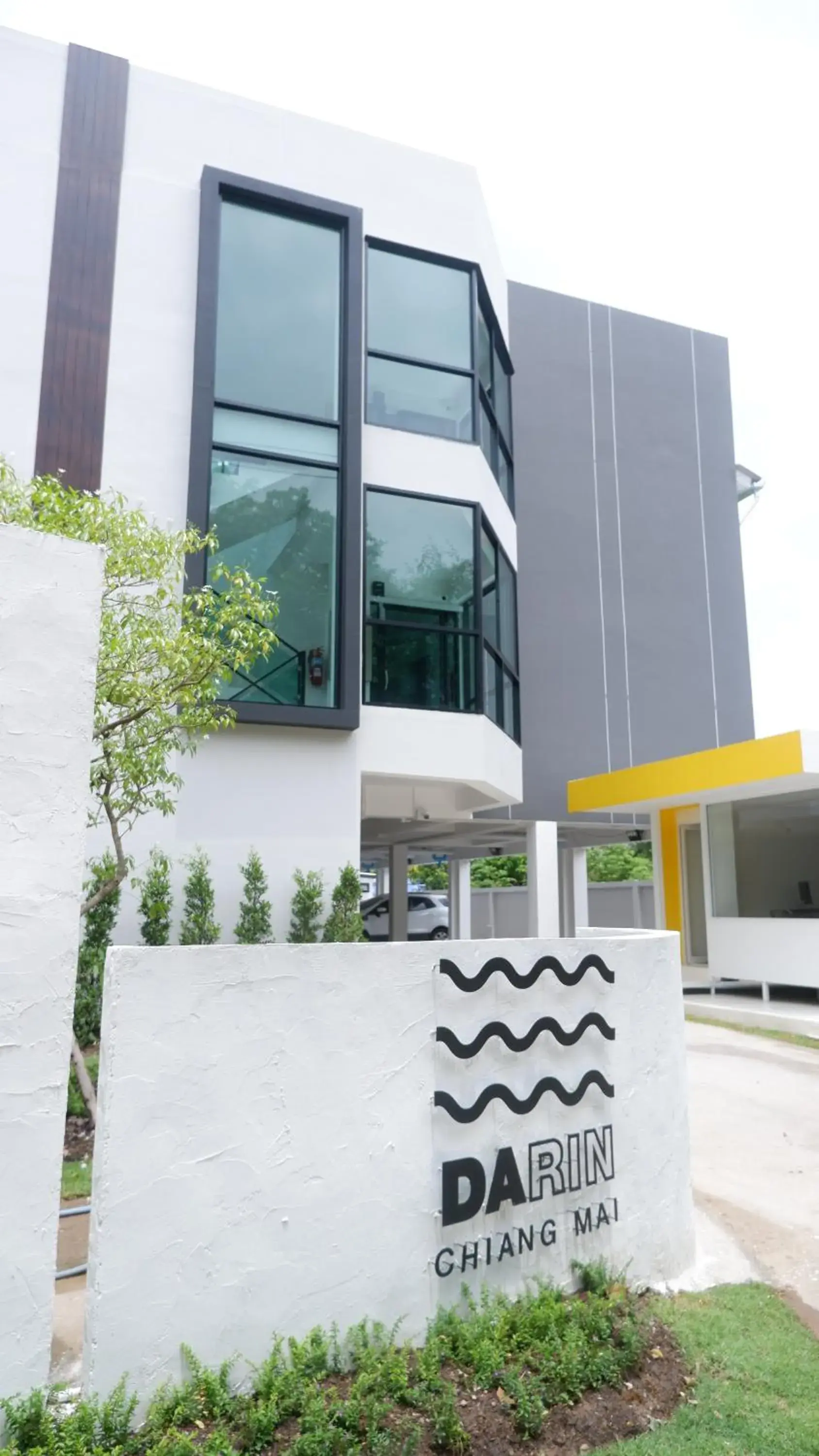 Property building in Darin Chiangmai Hotel and Residence Property building in Darin Chiangmai Hotel and Residence