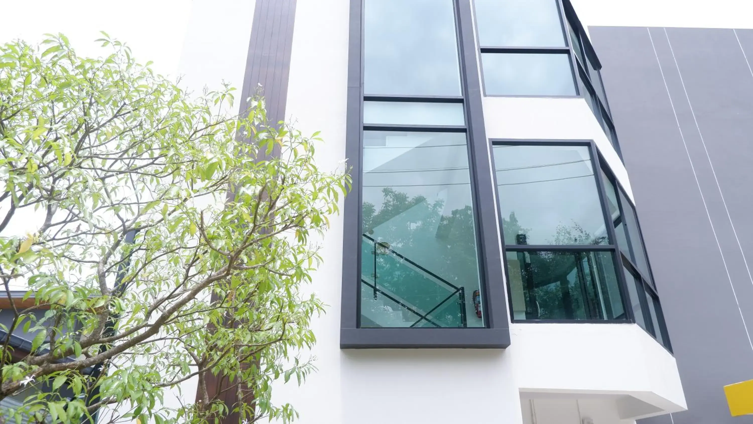 Property building in Darin Chiangmai Hotel and Residence Property building in Darin Chiangmai Hotel and Residence