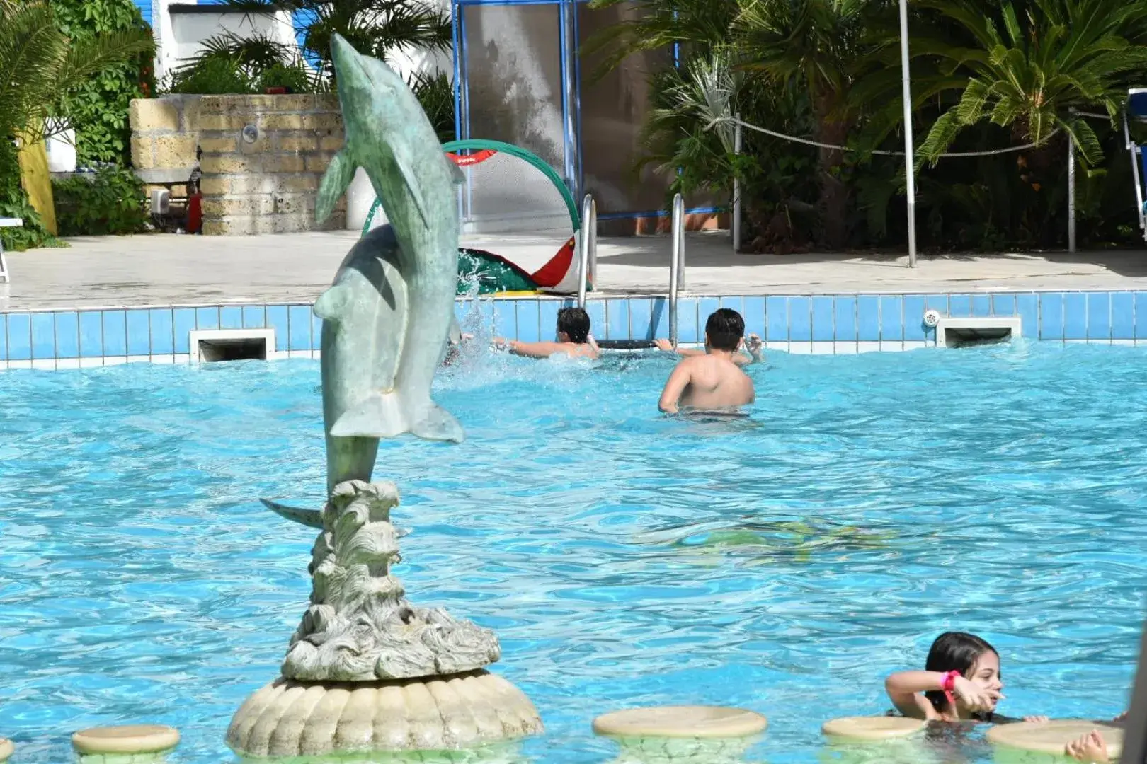Swimming pool in Marina Club Hotel Swimming pool in Marina Club Hotel