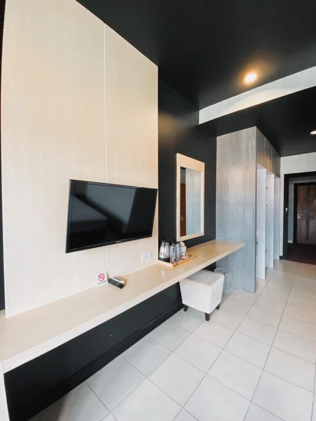 Photo of the whole room in Garden View Betong Hotel