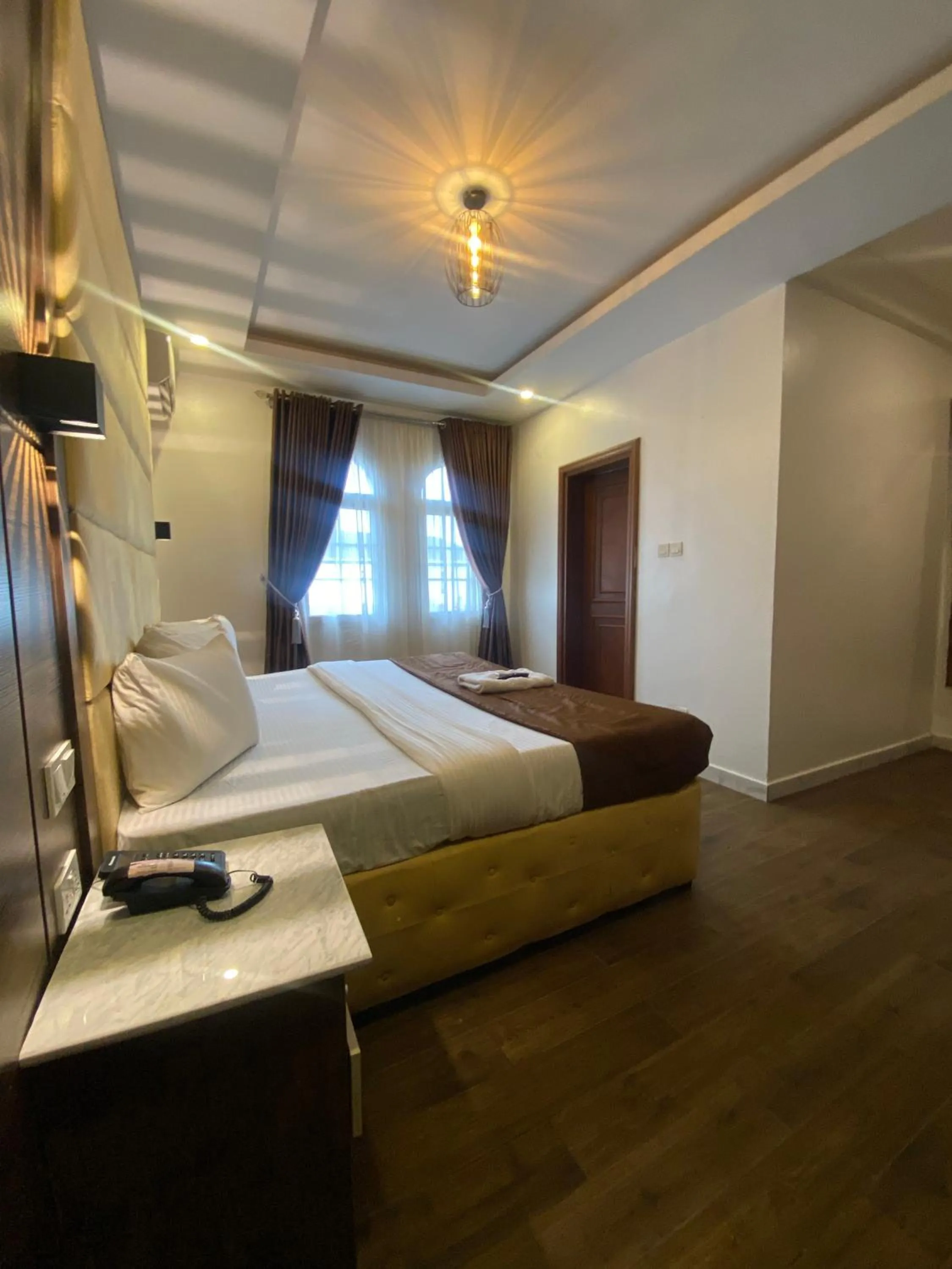 Bed in Presken Hotel White House, Lekki, Lagos