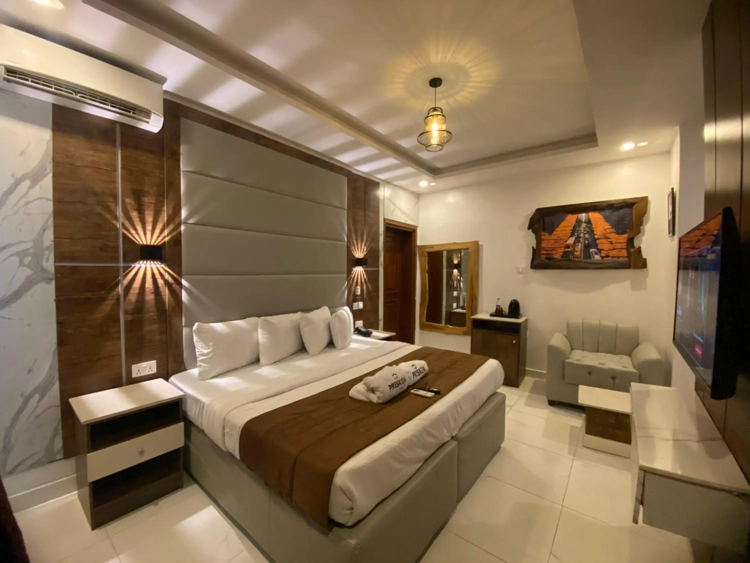 Superior Queen Room in Presken Hotel White House, Lekki, Lagos Superior Queen Room in Presken Hotel White House, Lekki, Lagos