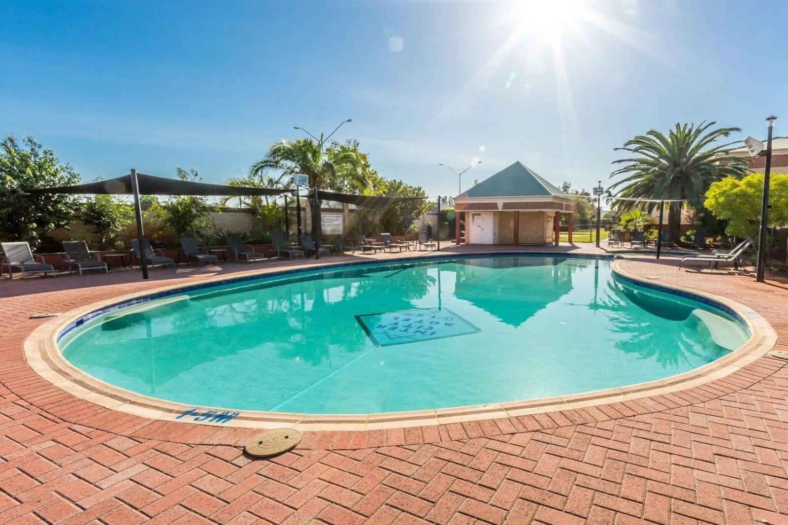 Swimming pool in Country Comfort Perth