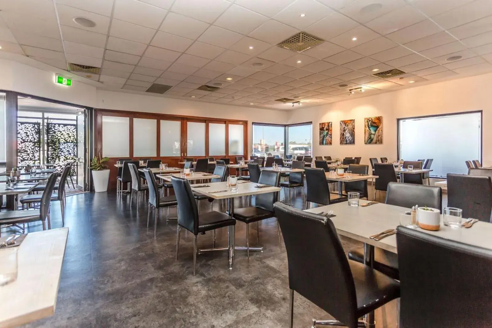 Restaurant/places to eat in Country Comfort Perth Restaurant/places to eat in Country Comfort Perth