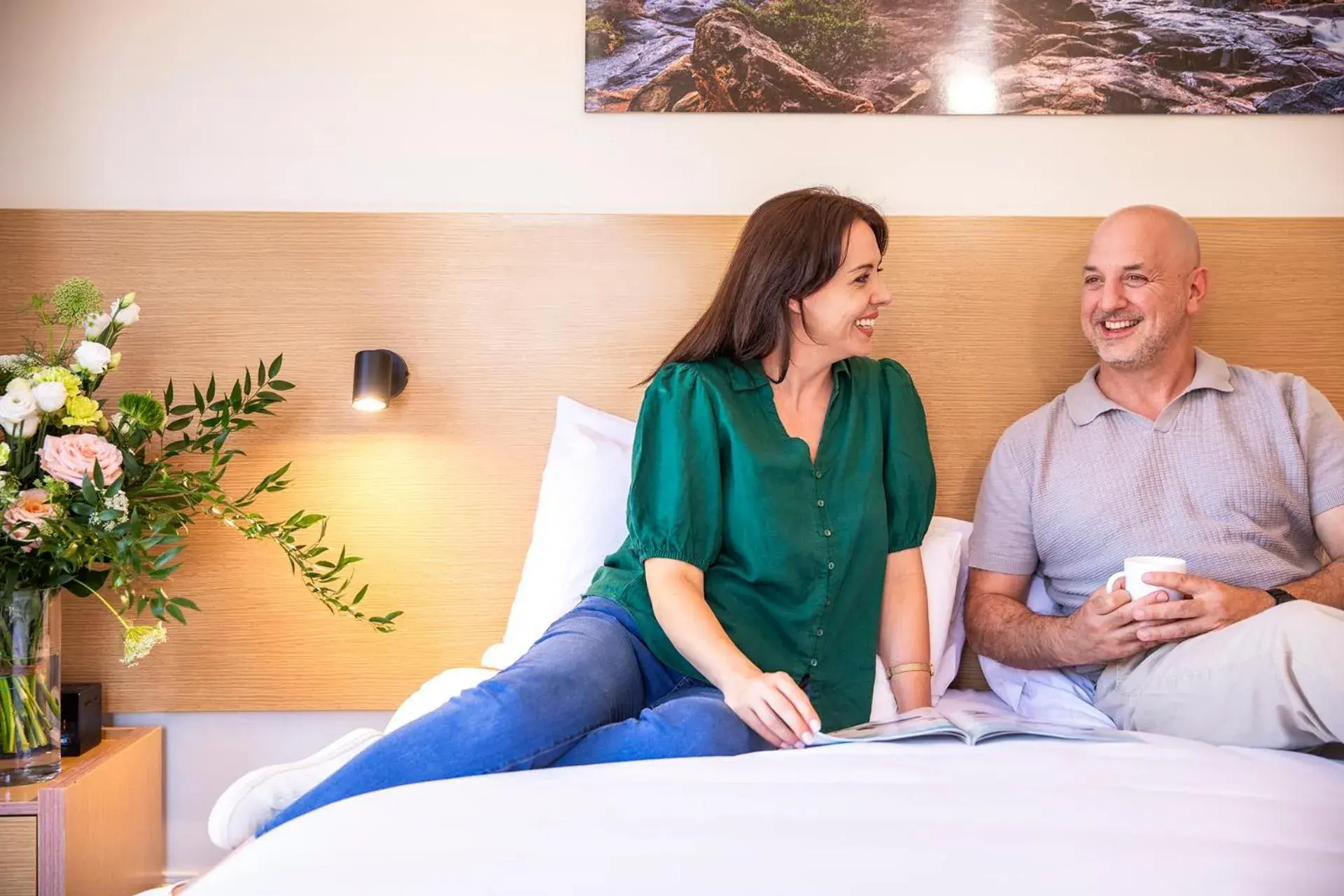 room service, Bed in Country Comfort Perth room service, Bed in Country Comfort Perth