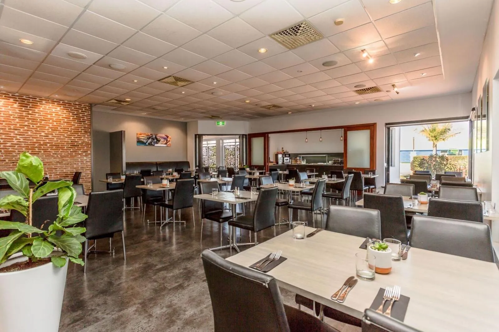Restaurant/places to eat in Country Comfort Perth