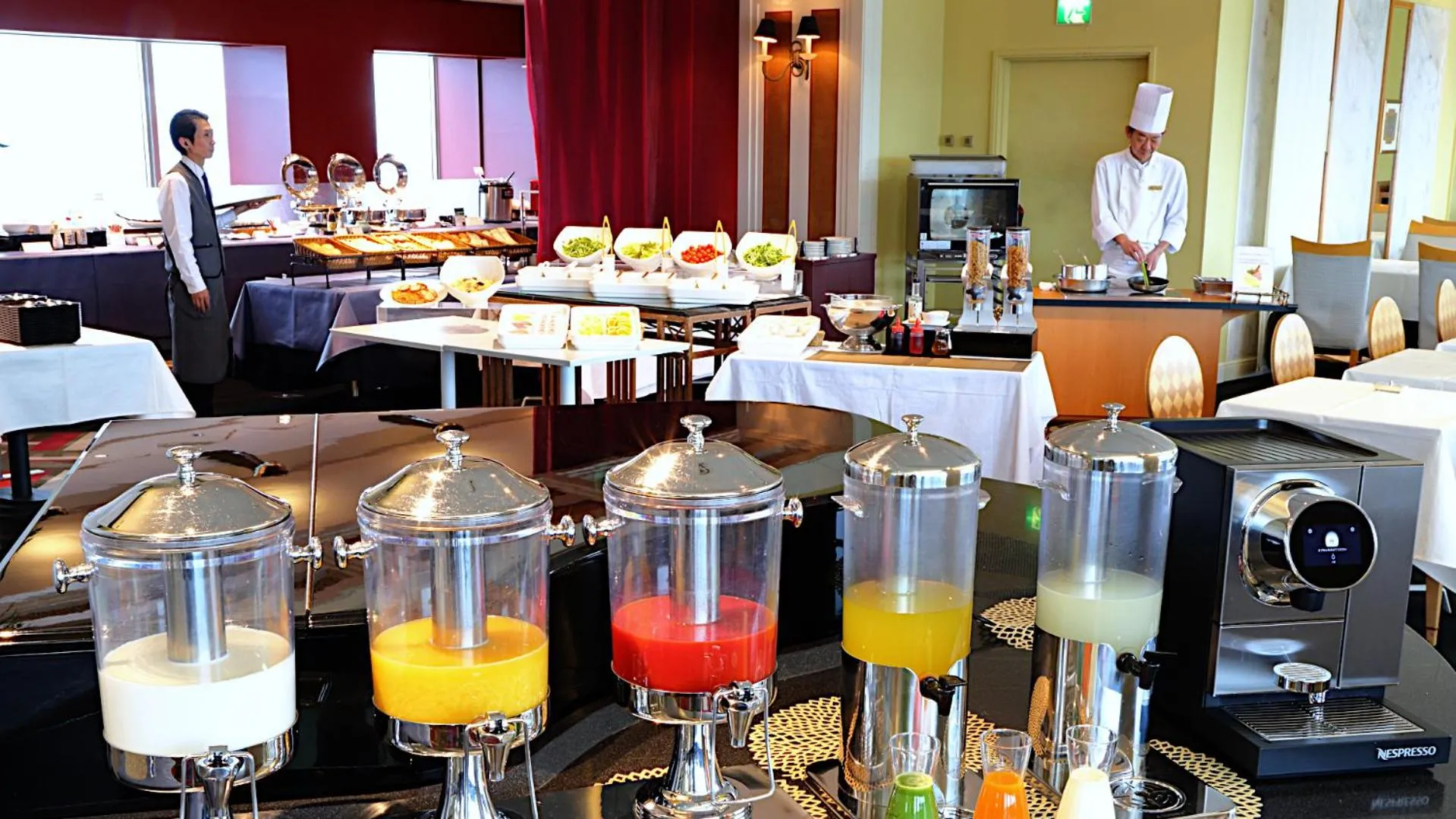 Restaurant/places to eat in Hotel Nikko Kochi Asahi Royal