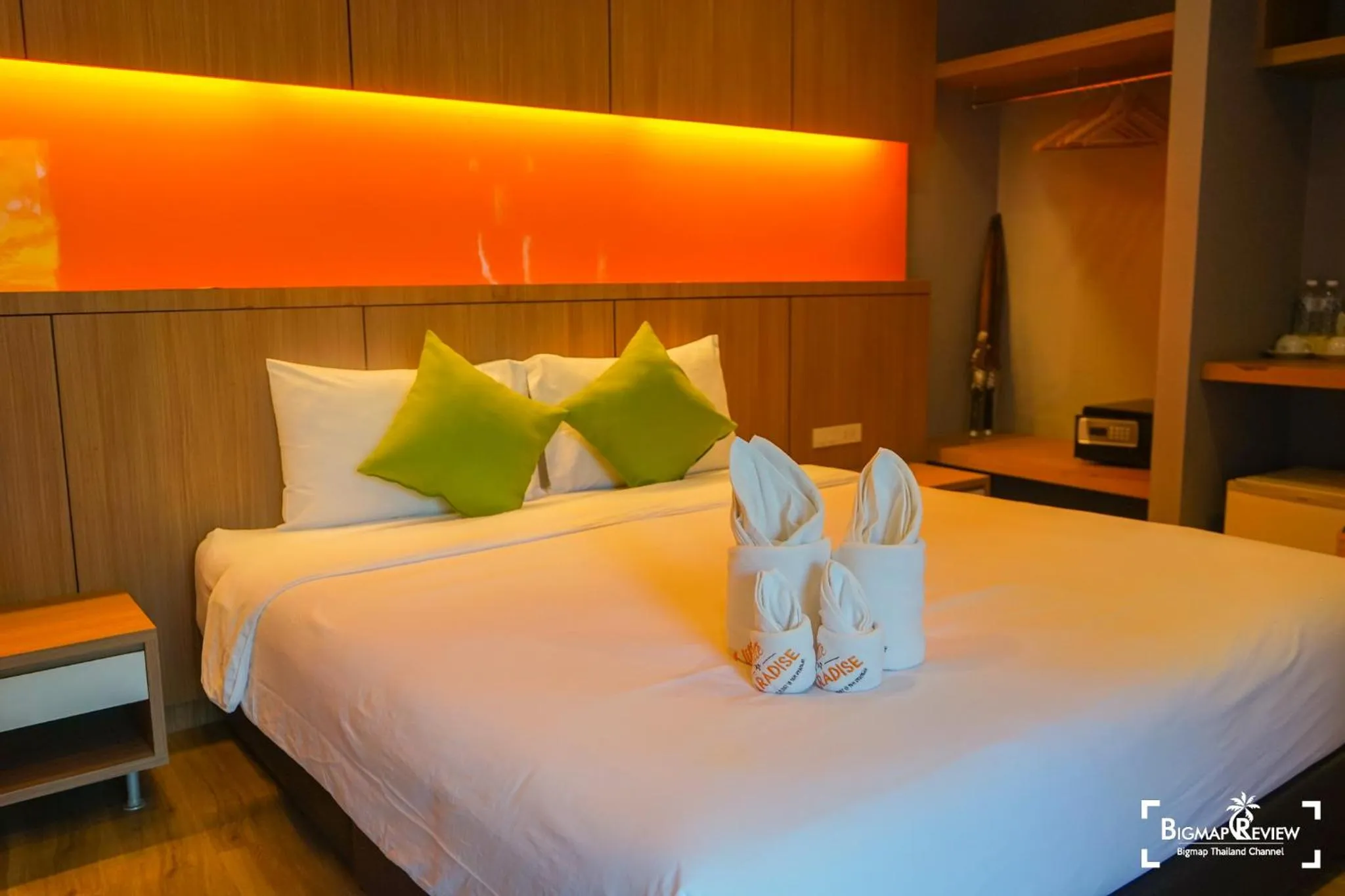 Bed in Little Paradise Haad Rin Koh Phangan