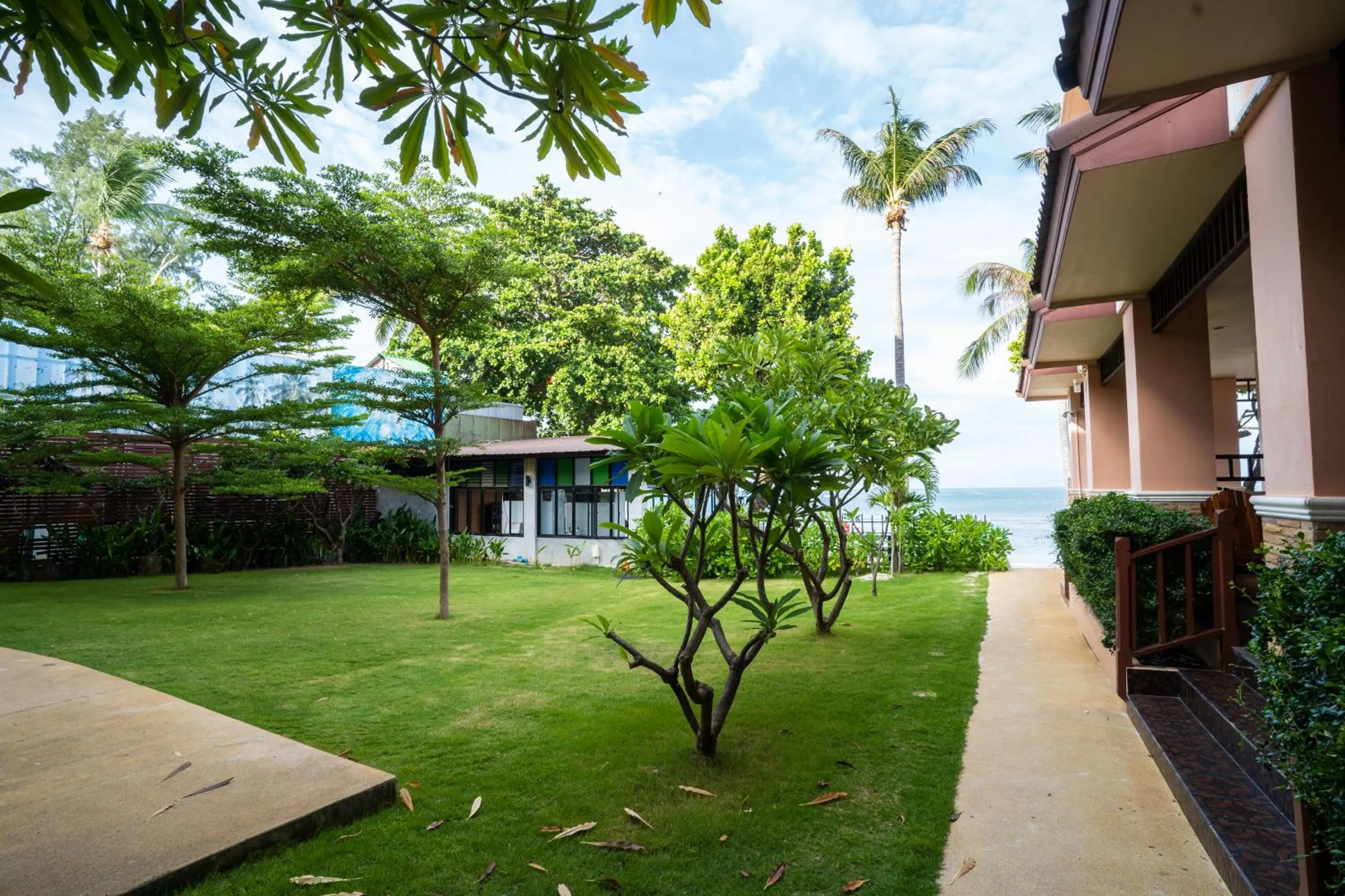 Property building in Little Paradise Haad Rin Koh Phangan