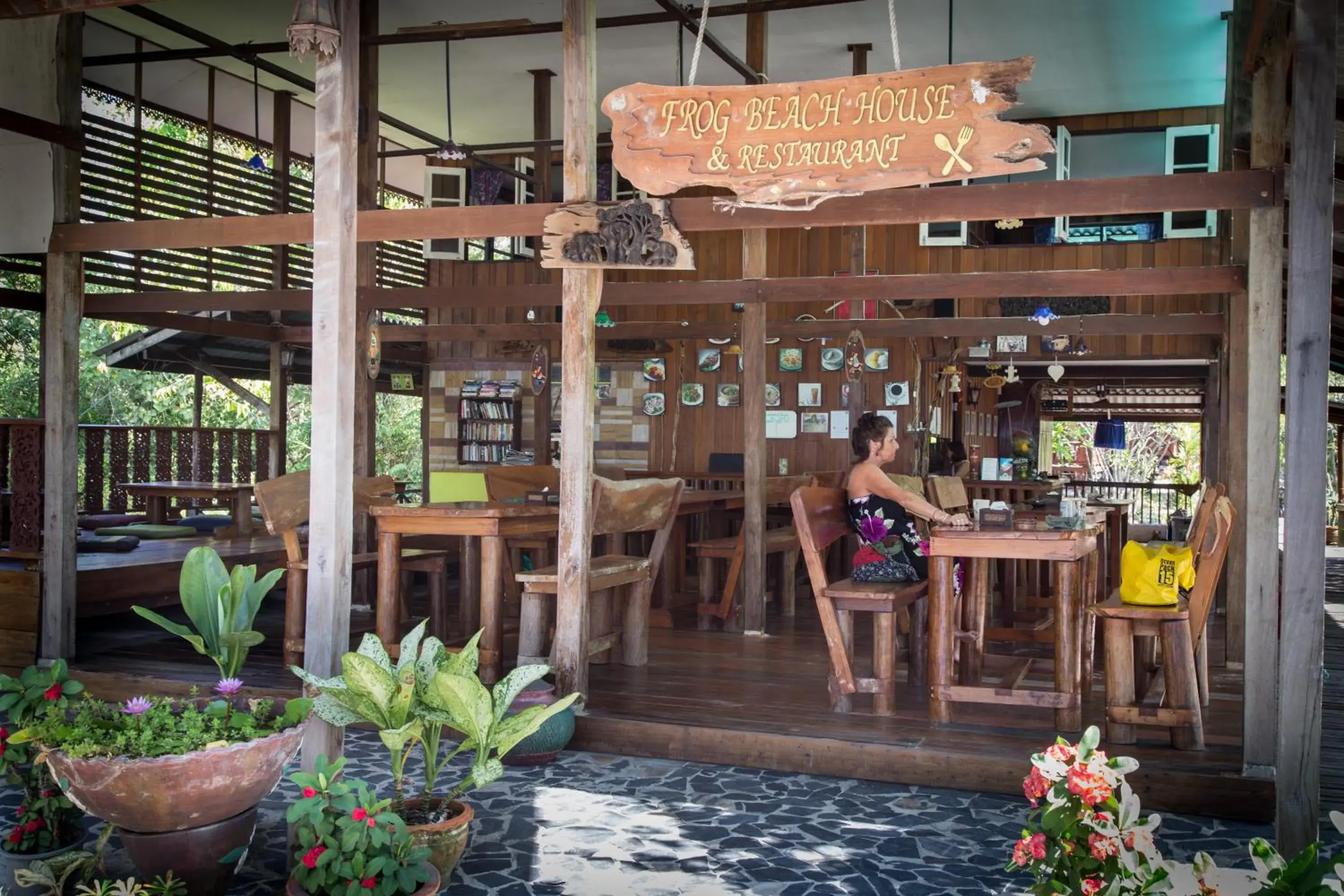 Restaurant/places to eat in Frog Beach House Restaurant/places to eat in Frog Beach House